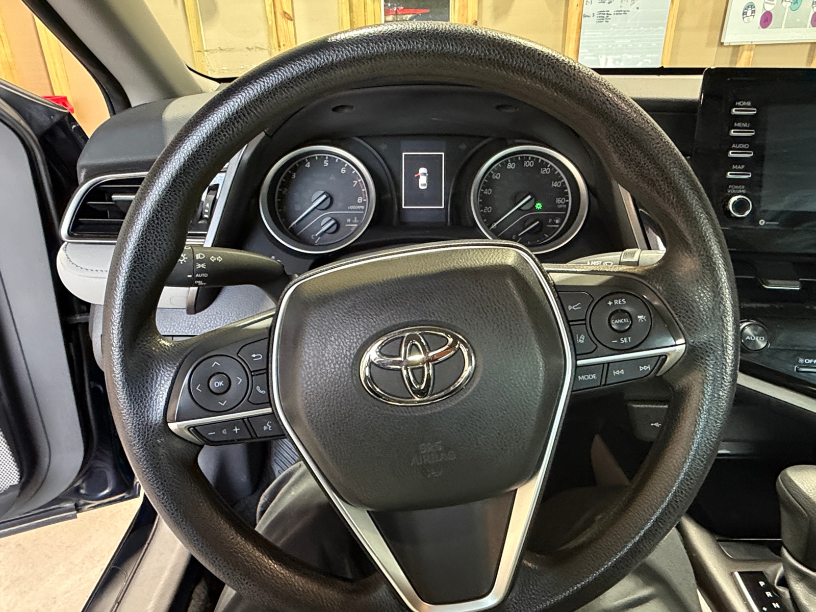 Thumbnail: 2022 Toyota Camry - 5
