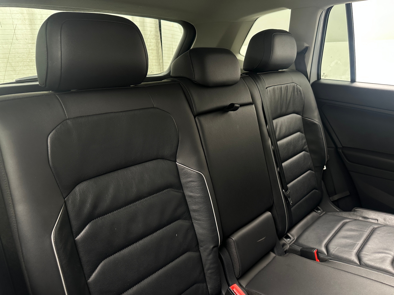 Thumbnail: 2018 Volkswagen Tiguan - 5