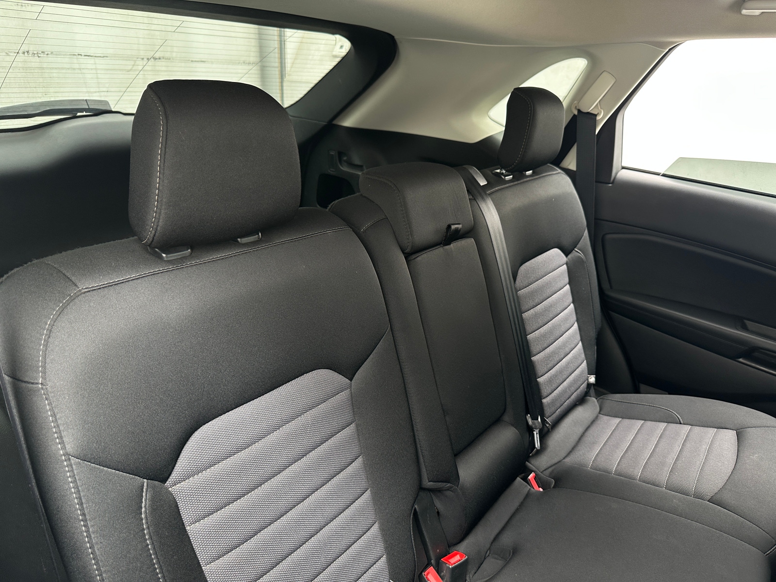 Thumbnail: 2020 Ford Edge - 6