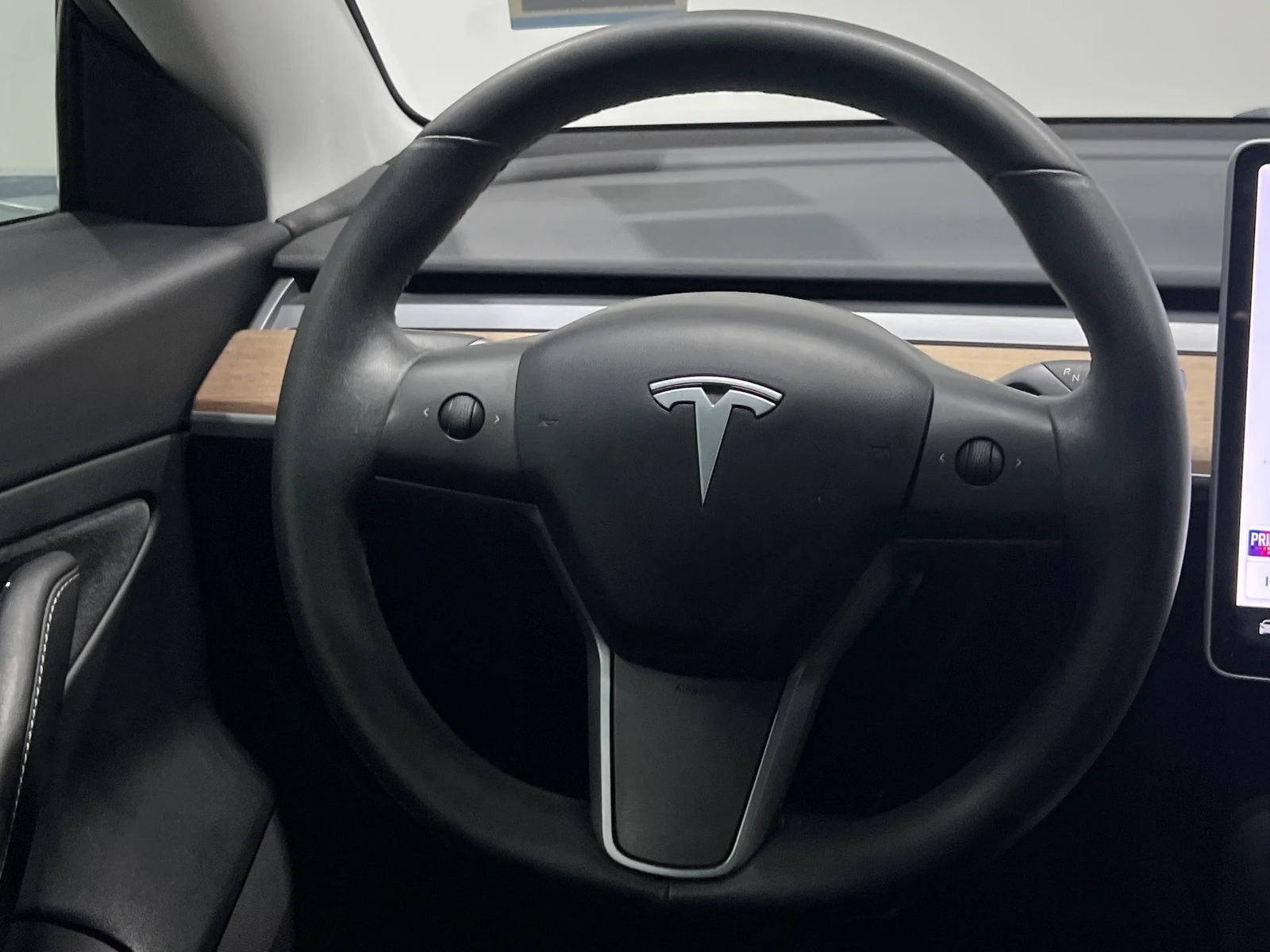 Thumbnail: 2020 Tesla Model 3 - 4