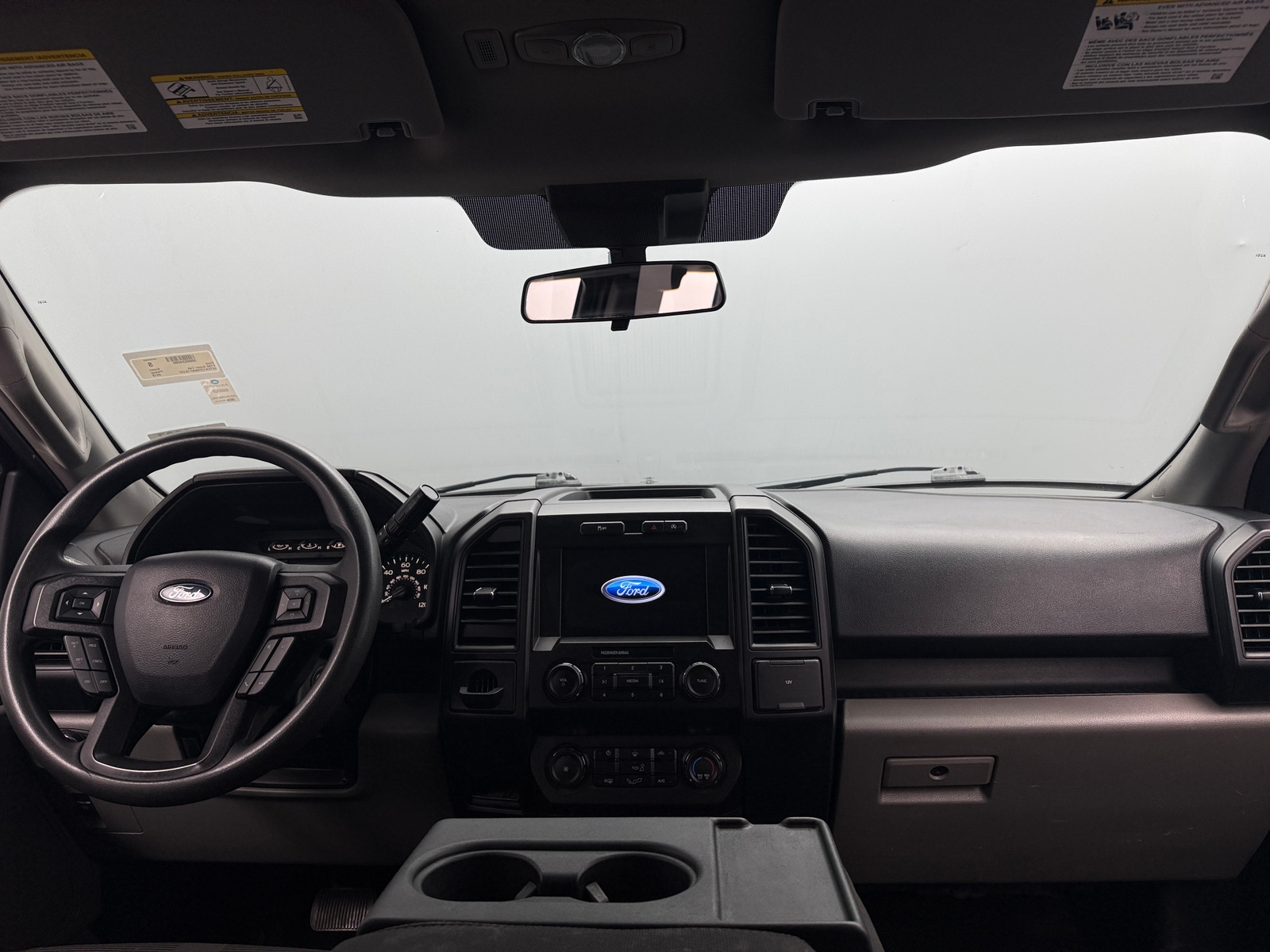 Thumbnail: 2019 Ford Econoline - 3