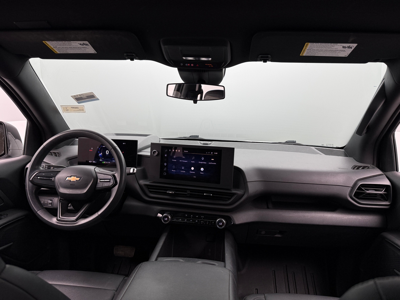 Thumbnail: 2024 Chevrolet Silverado EV - 2