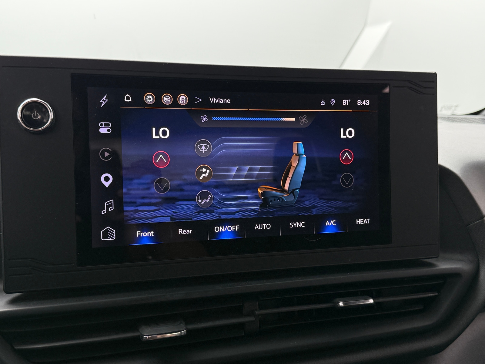 Thumbnail: 2024 Chevrolet Silverado EV - 3