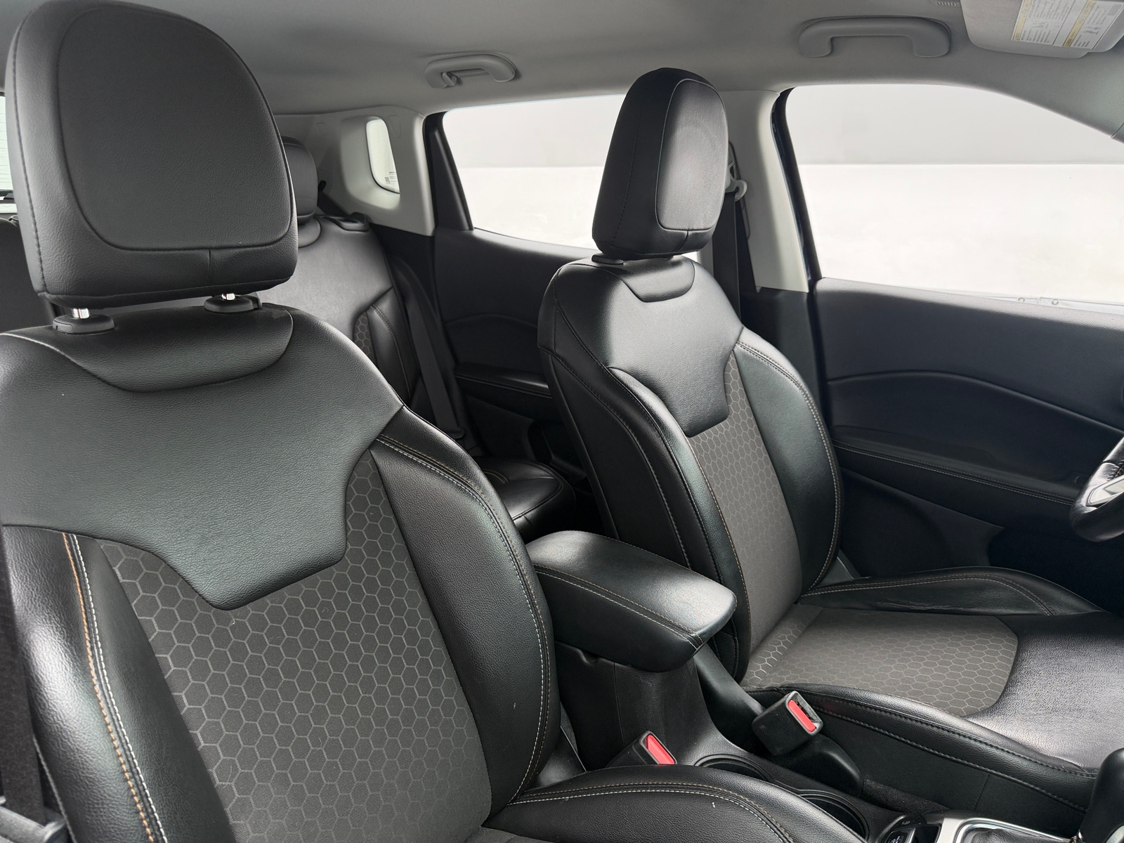 Thumbnail: 2020 Jeep Compass - 2