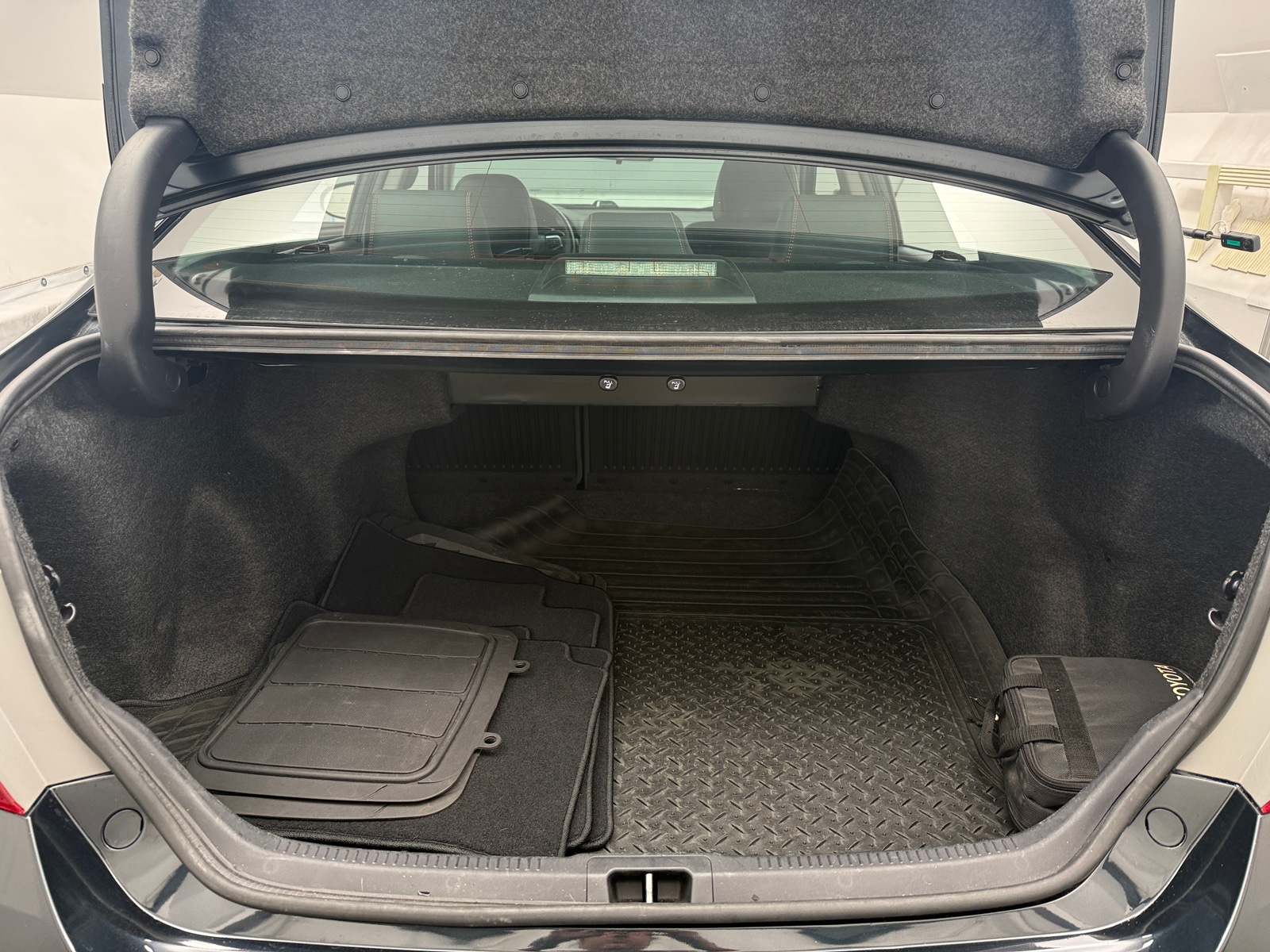 Thumbnail: 2016 Toyota Camry - 7