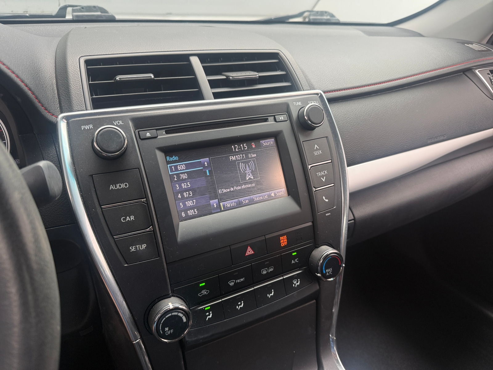 Thumbnail: 2016 Toyota Camry - 4