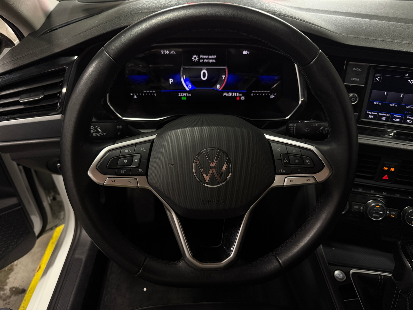 Thumbnail: 2023 Volkswagen Jetta - 5