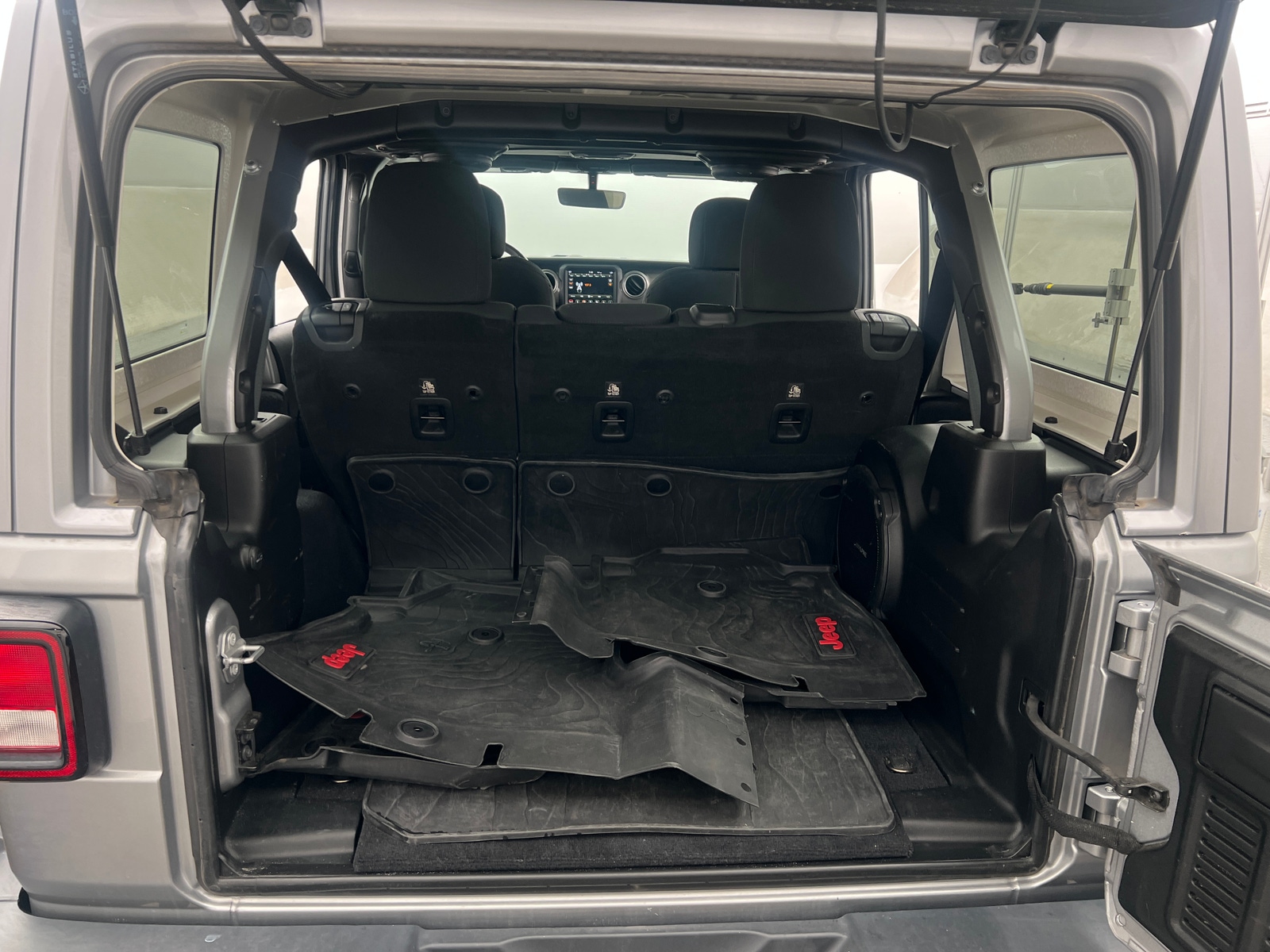 Thumbnail: 2018 Jeep Wrangler - 7