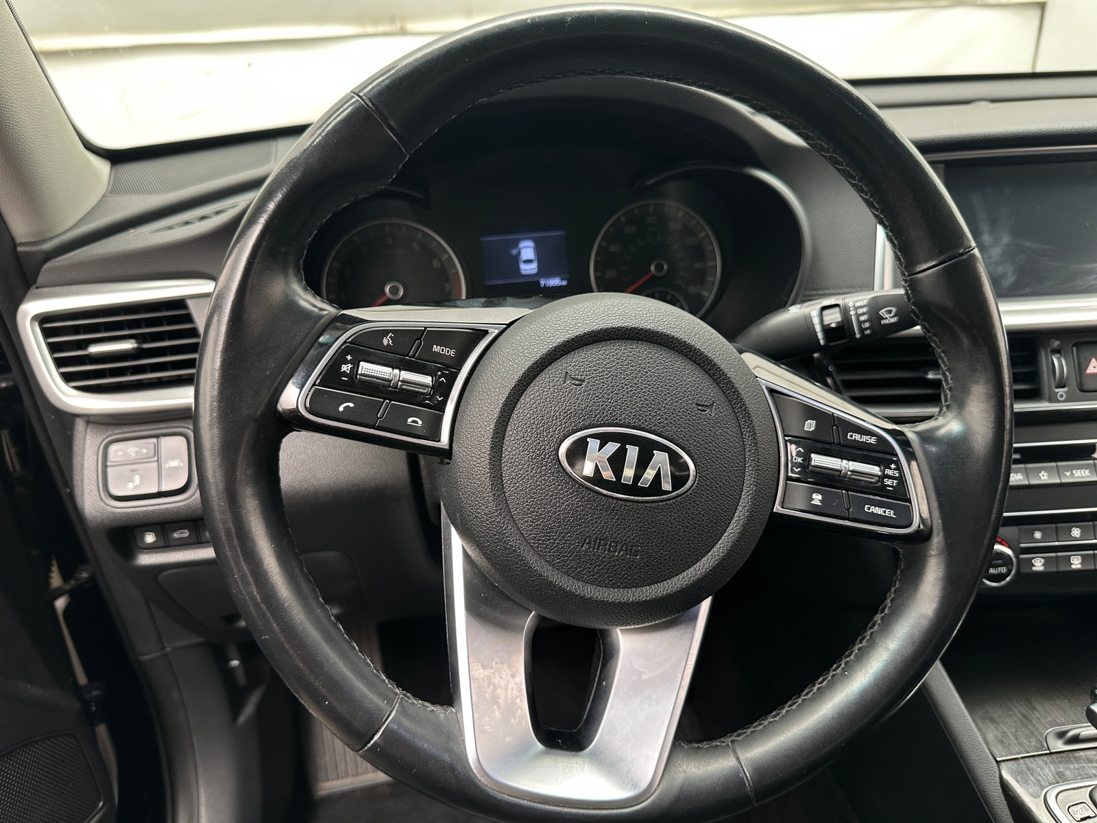 Thumbnail: 2019 Kia Optima - 4