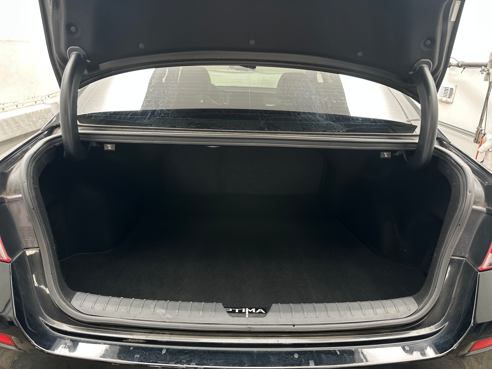 Thumbnail: 2019 Kia Optima - 6