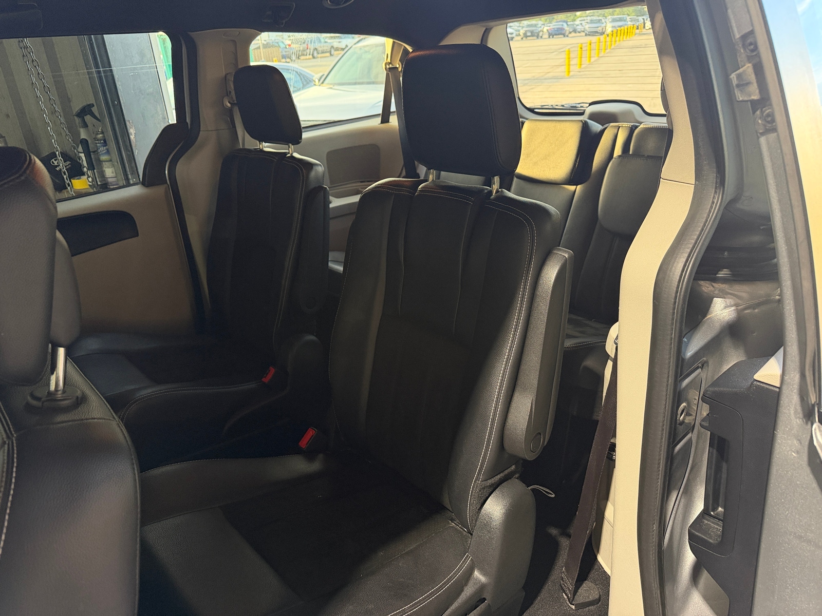Thumbnail: 2019 Dodge Grand Caravan - 4