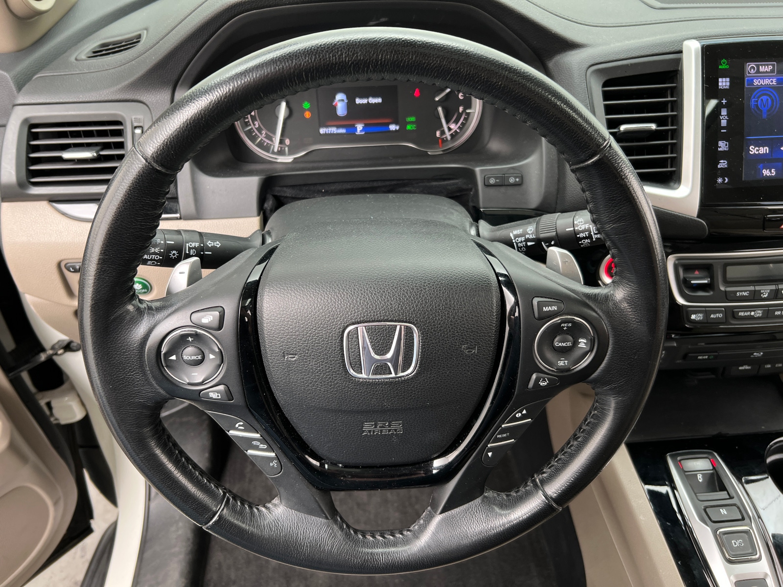 Thumbnail: 2016 Honda Pilot - 4