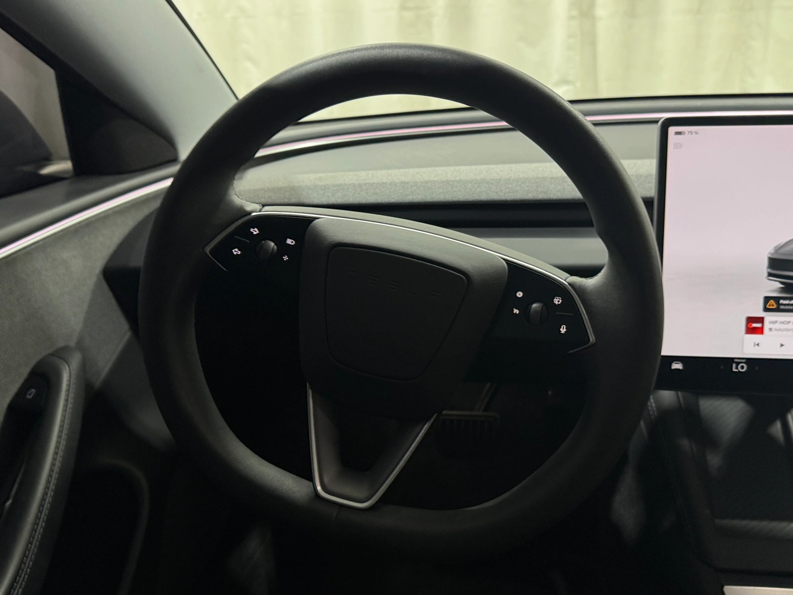 Thumbnail: 2025 Tesla Model 3 - 4