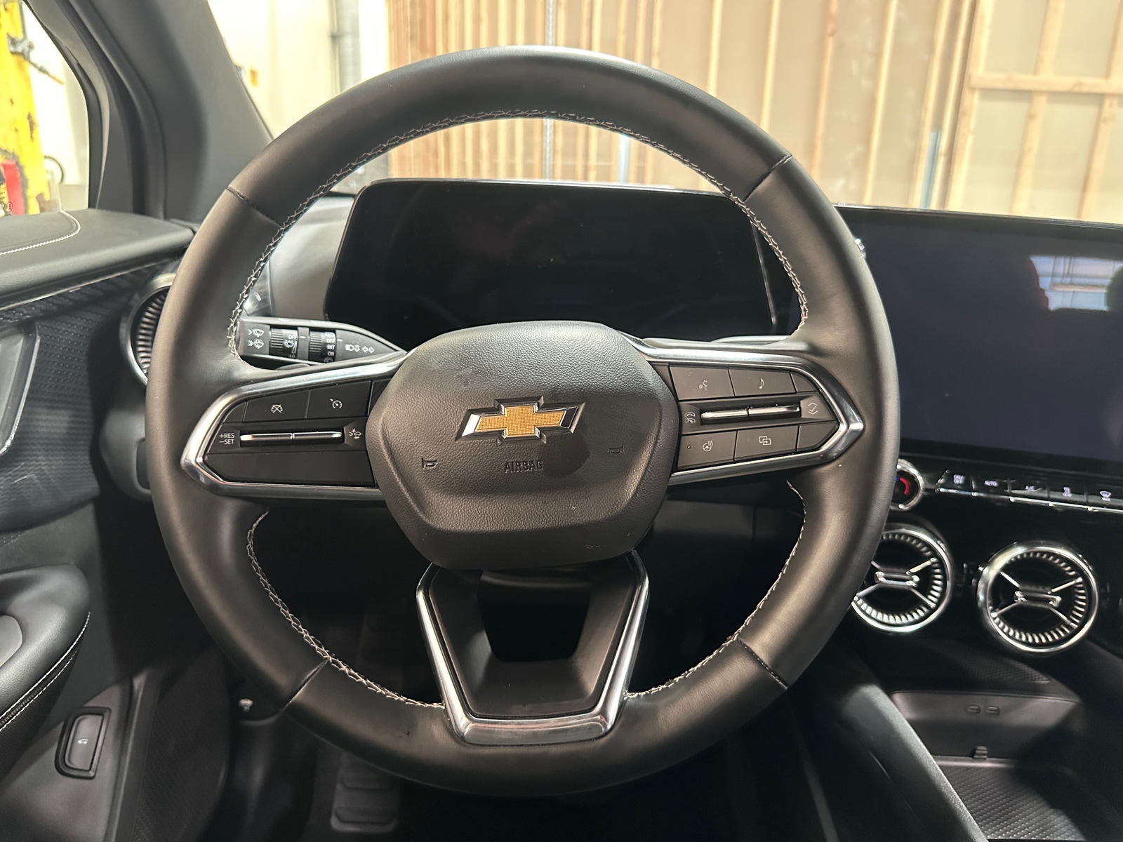 Thumbnail: 2024 Chevrolet Blazer EV - 4