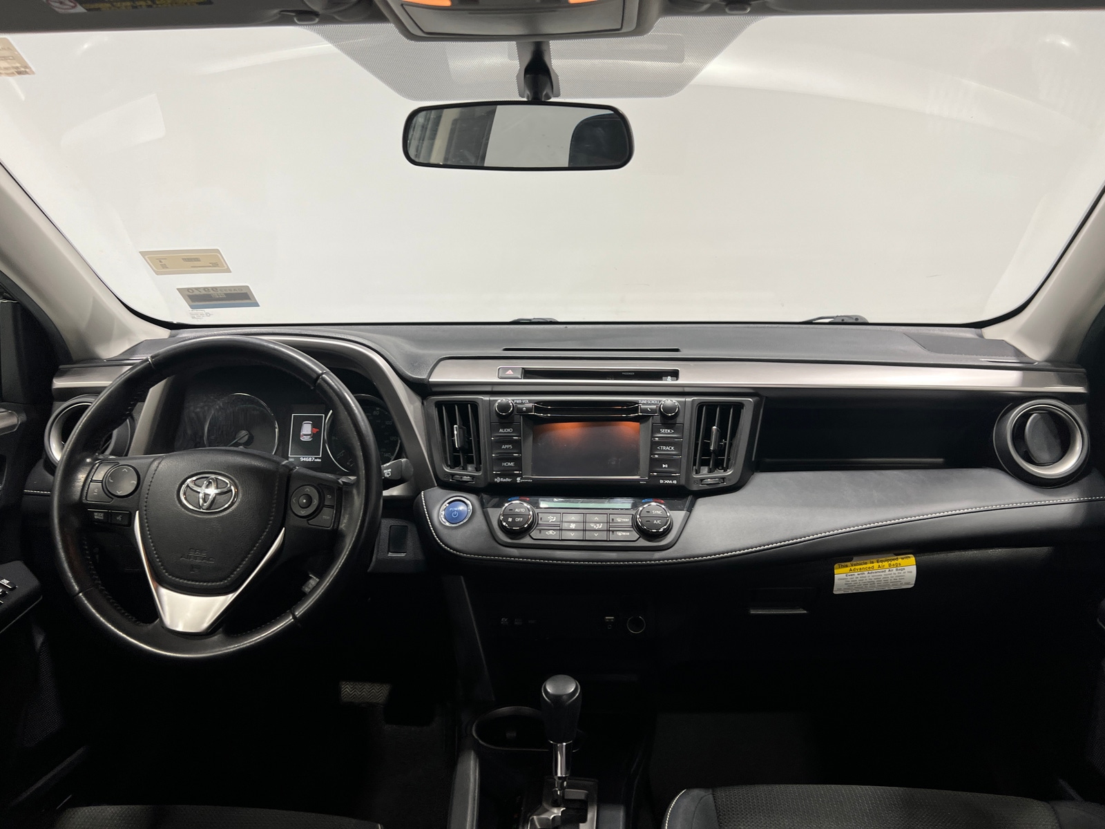 Thumbnail: 2016 Toyota RAV4 - 3