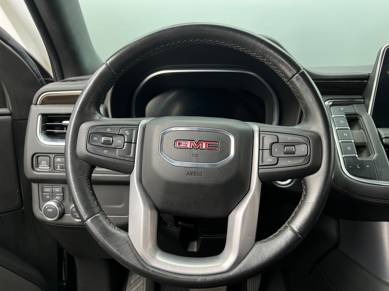 Thumbnail: 2023 GMC Yukon - 5