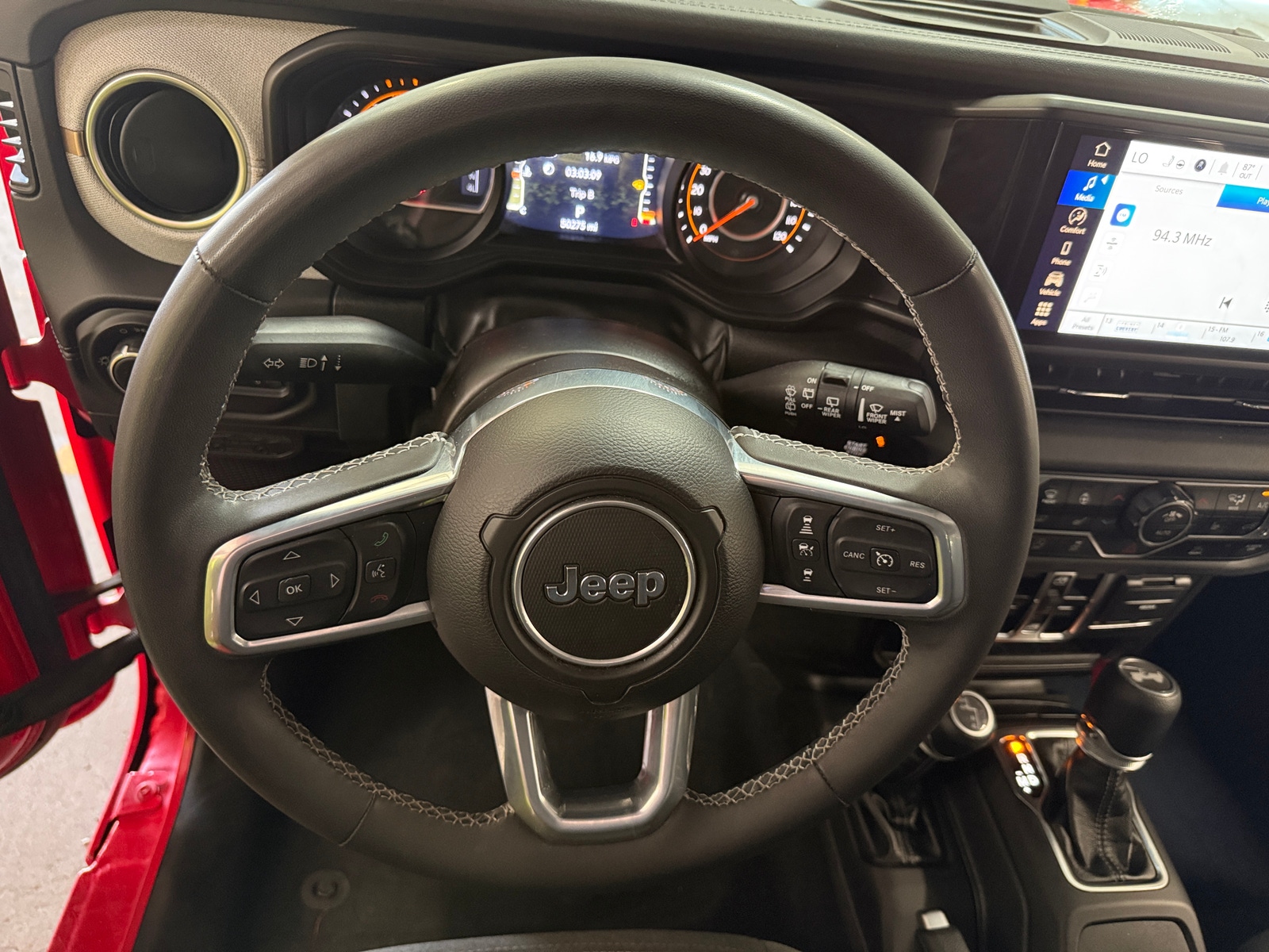 Thumbnail: 2025 Jeep Wrangler - 5