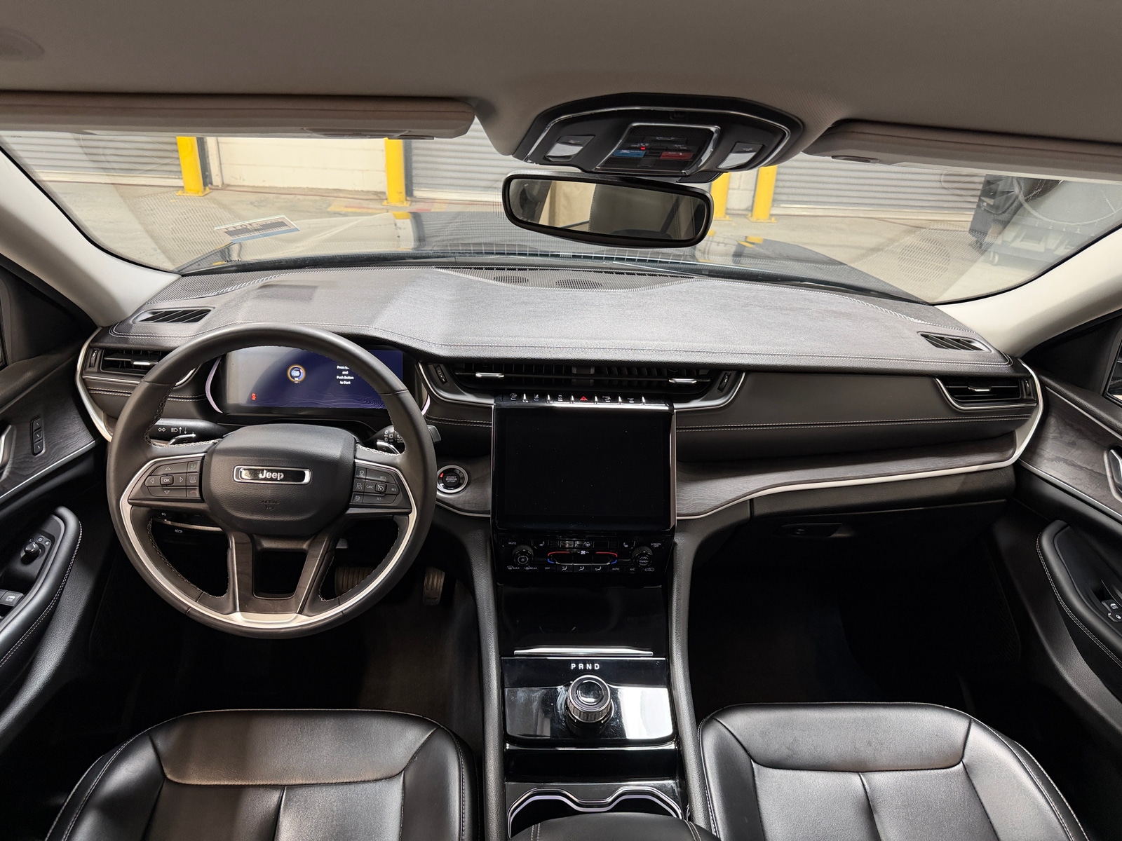 Thumbnail: 2023 Jeep Grand Cherokee L - 2