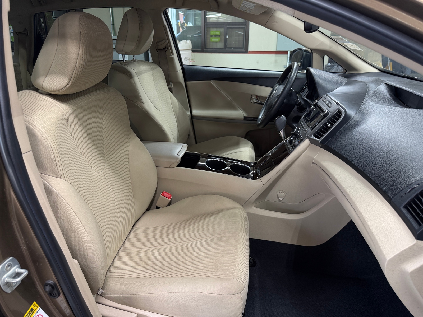 Thumbnail: 2010 Toyota Venza - 2