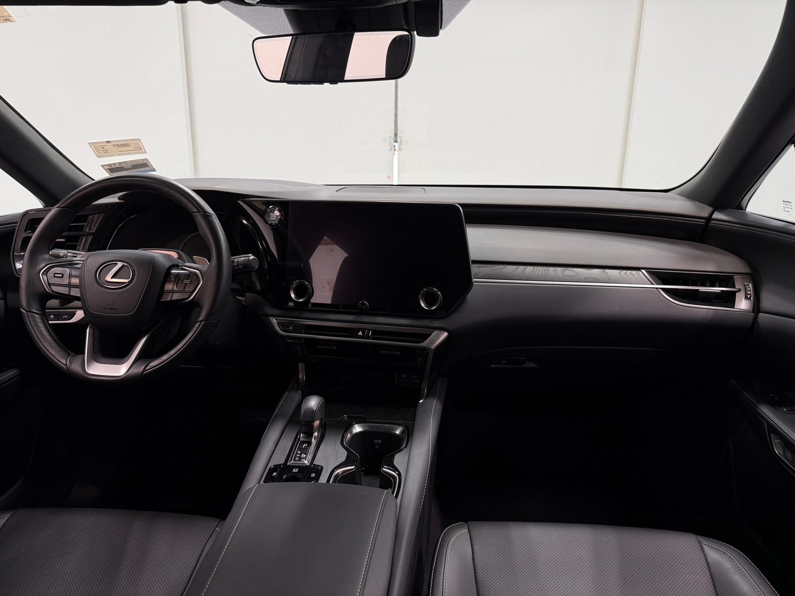 Thumbnail: 2024 Lexus RX - 3
