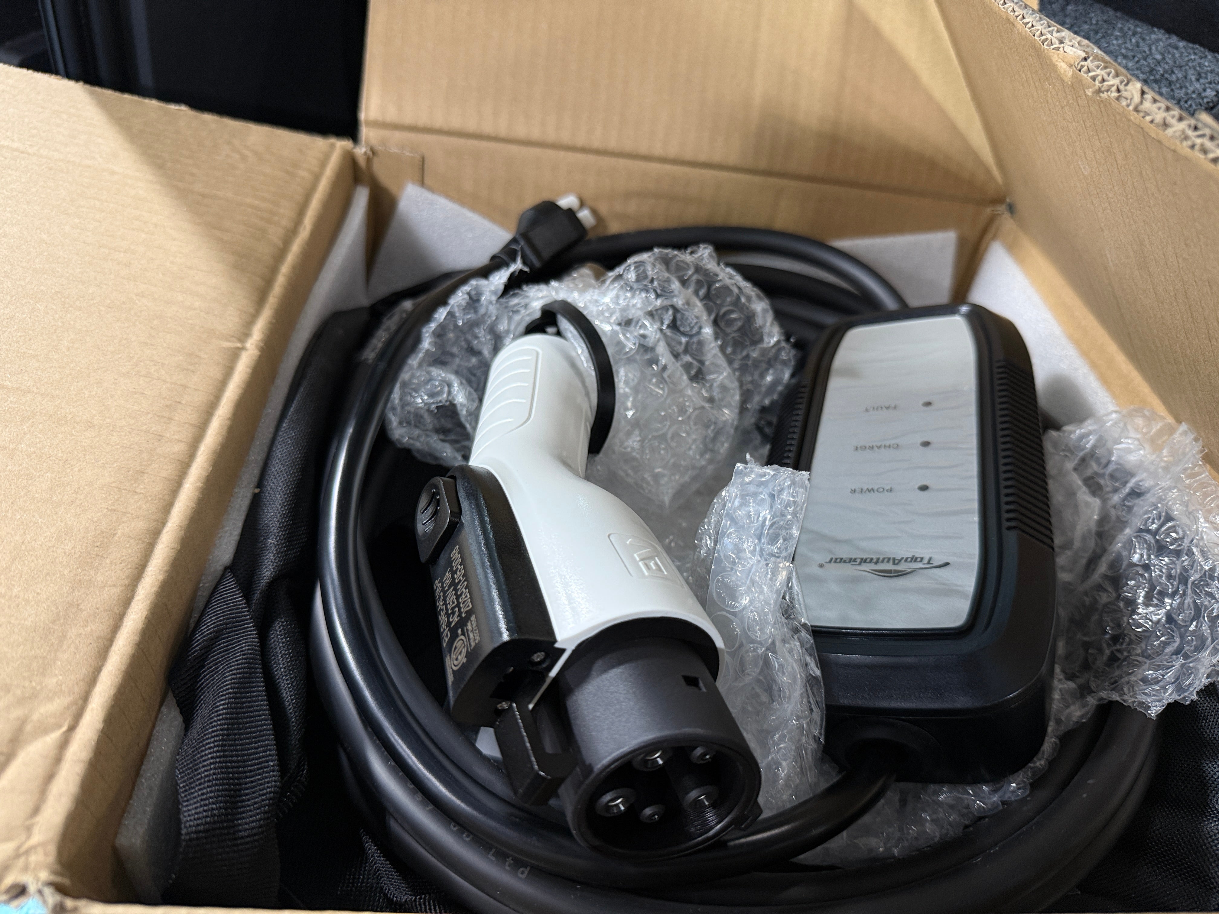 Used 2026 Rivian R1S Base with VIN 7PDSGBBP6TN085002 for sale in Pewaukee, WI