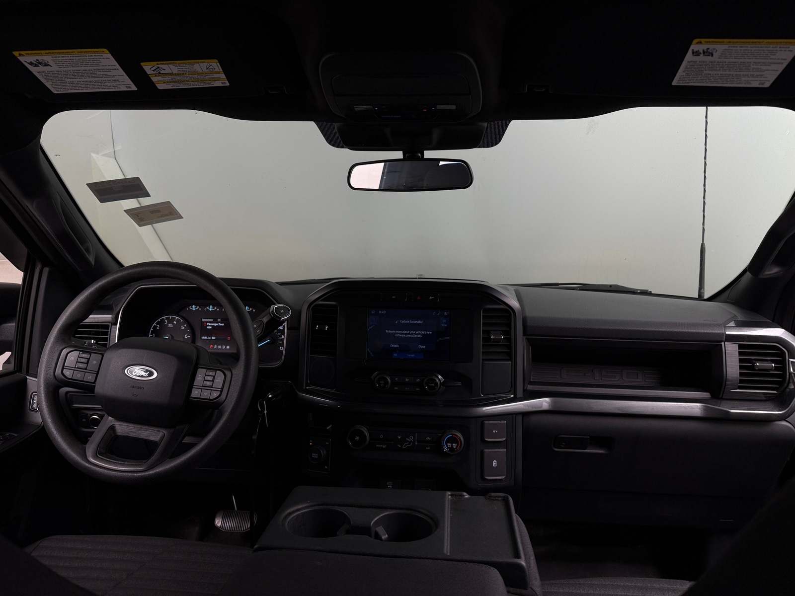 Thumbnail: 2022 Ford Econoline - 3