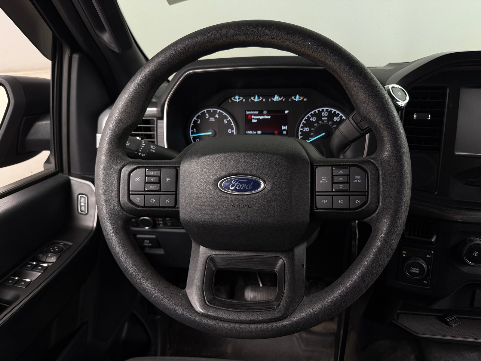 Thumbnail: 2022 Ford Econoline - 5