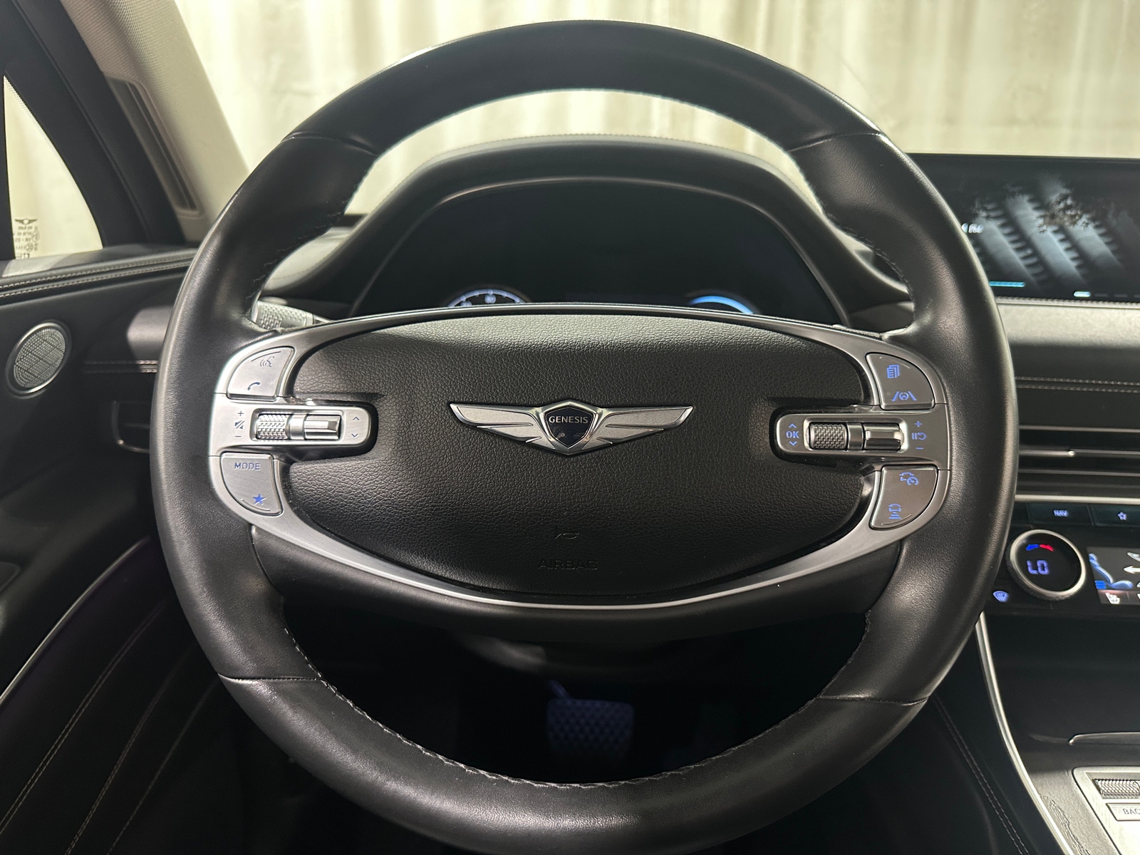 Thumbnail: 2024 Genesis GV80 - 4