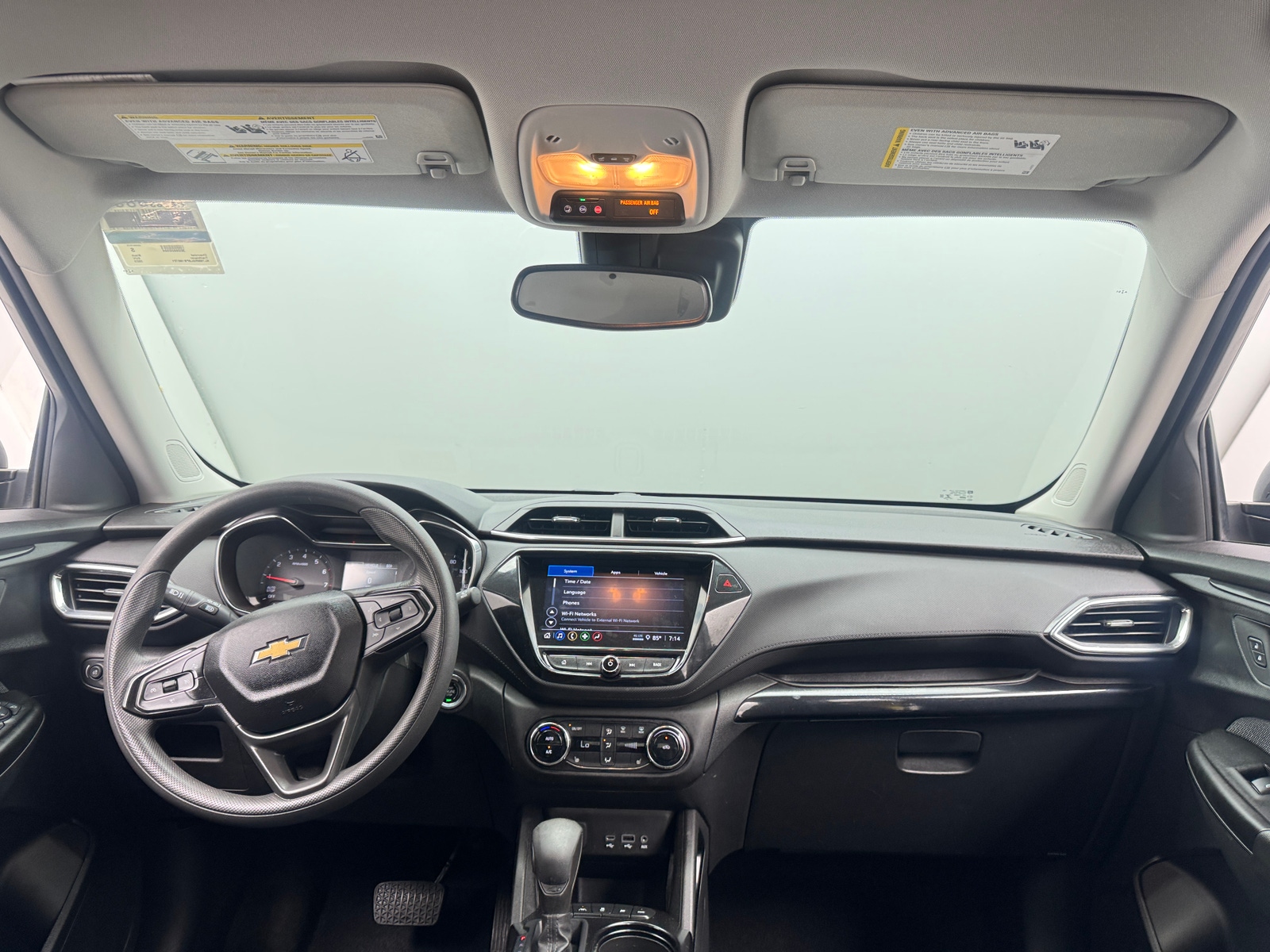 Thumbnail: 2023 Chevrolet TrailBlazer - 3