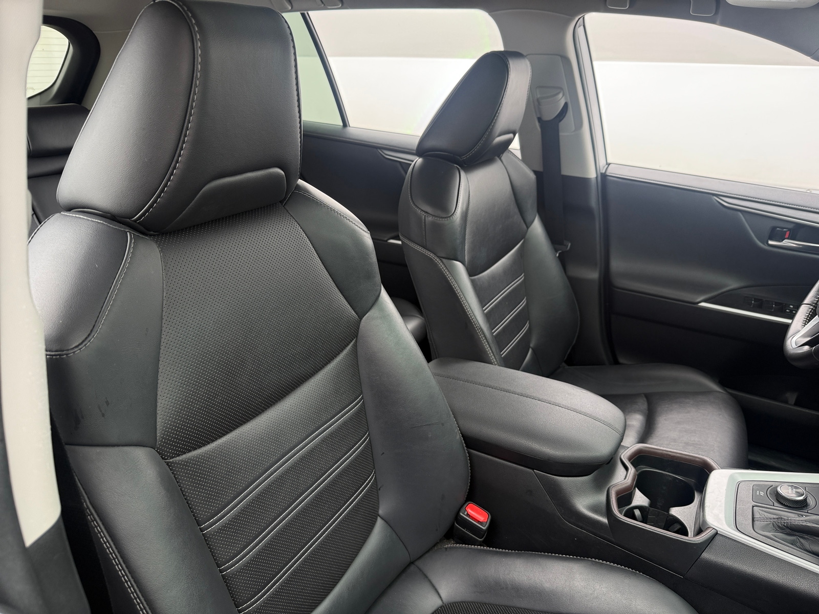 Thumbnail: 2021 Toyota RAV4 - 2
