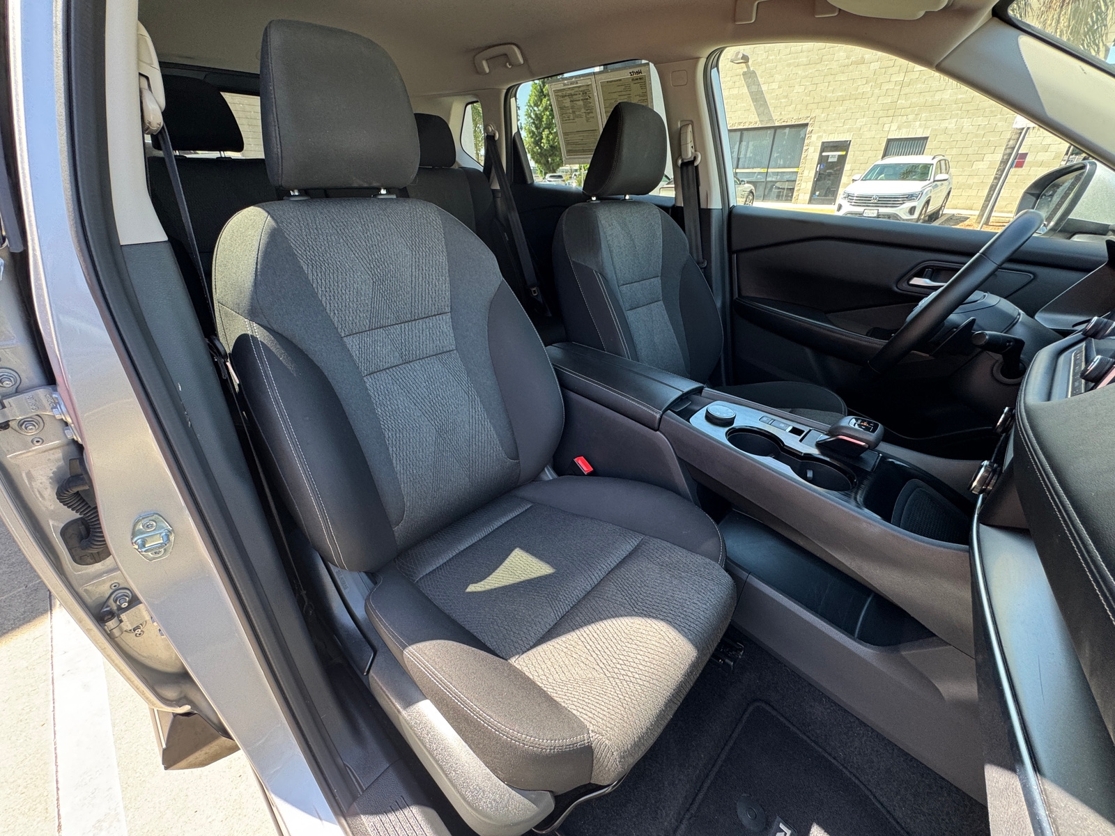Thumbnail: 2025 Nissan Rogue - 2