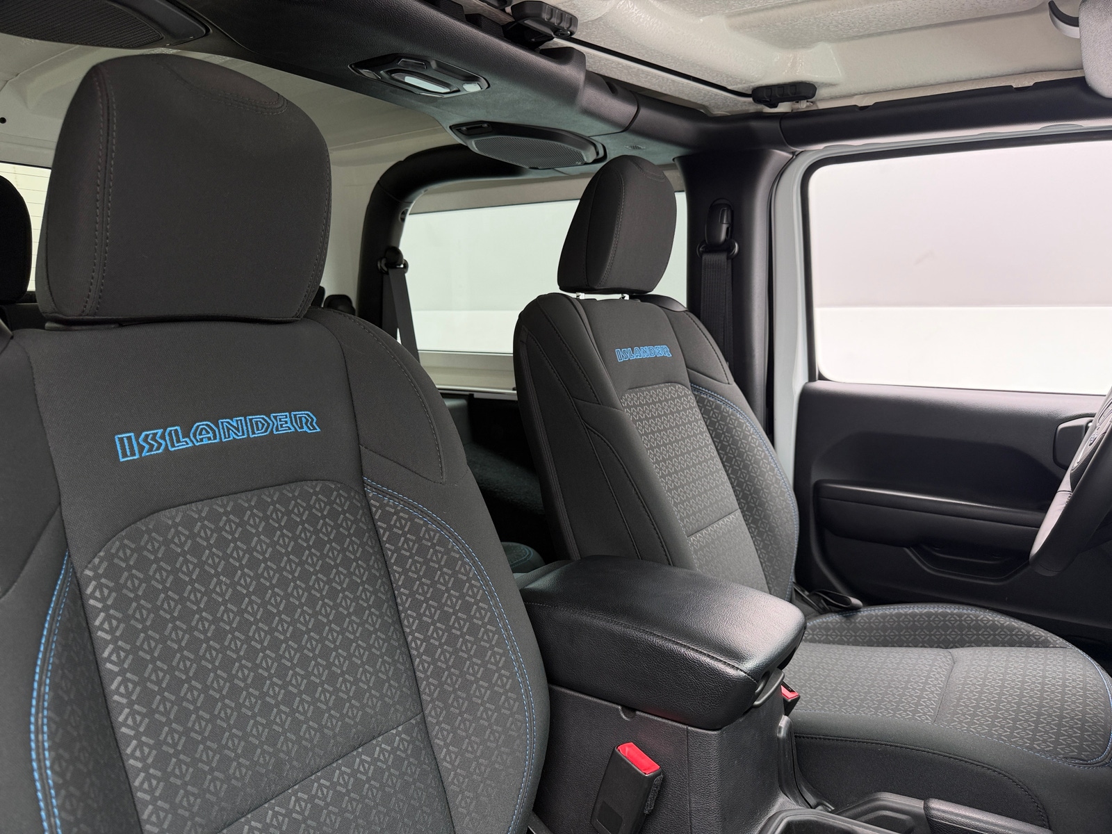 Thumbnail: 2021 Jeep Wrangler - 2