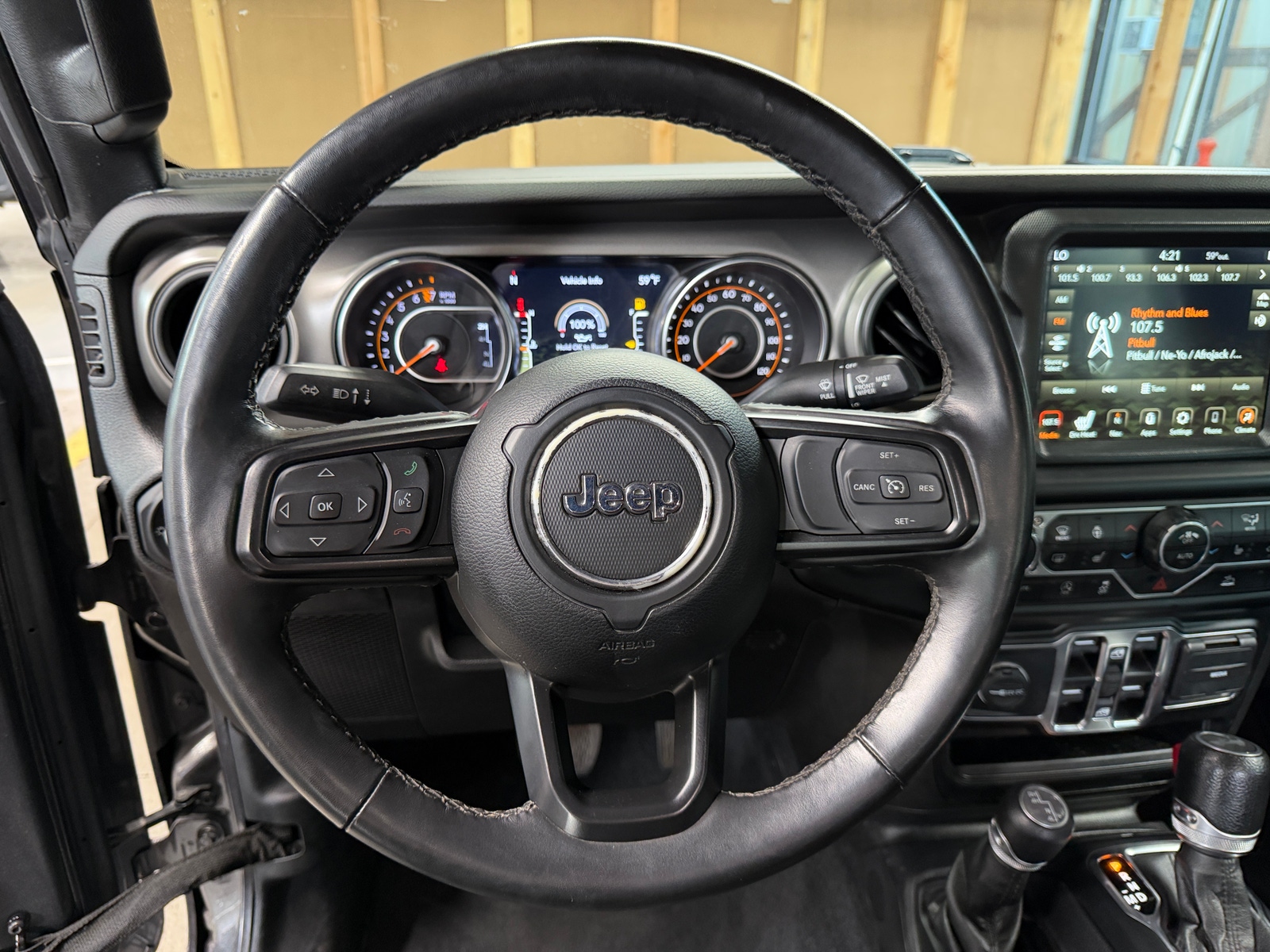 Thumbnail: 2022 Jeep Wrangler - 5