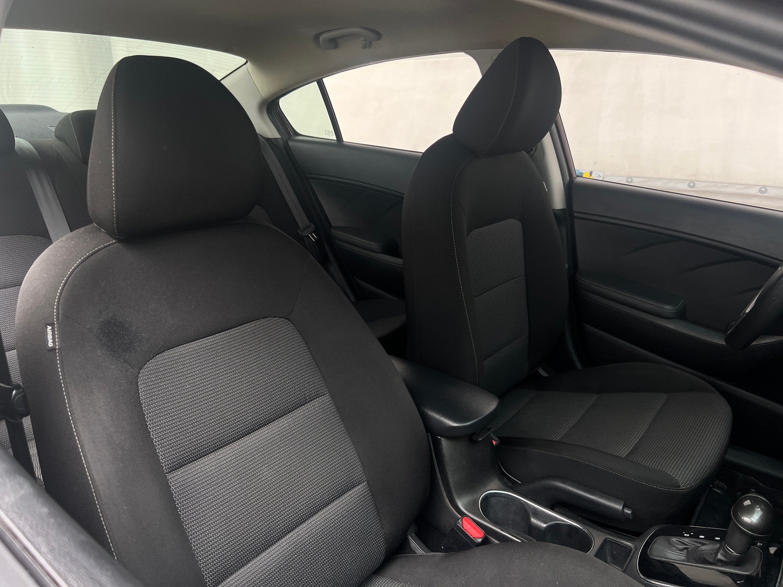 Thumbnail: 2017 Kia Forte - 2