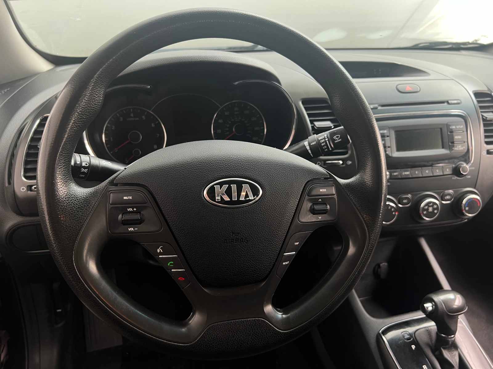 Thumbnail: 2017 Kia Forte - 5
