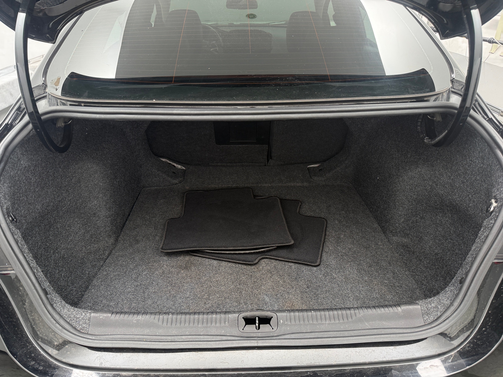 Thumbnail: 2015 Chrysler 200 - 6