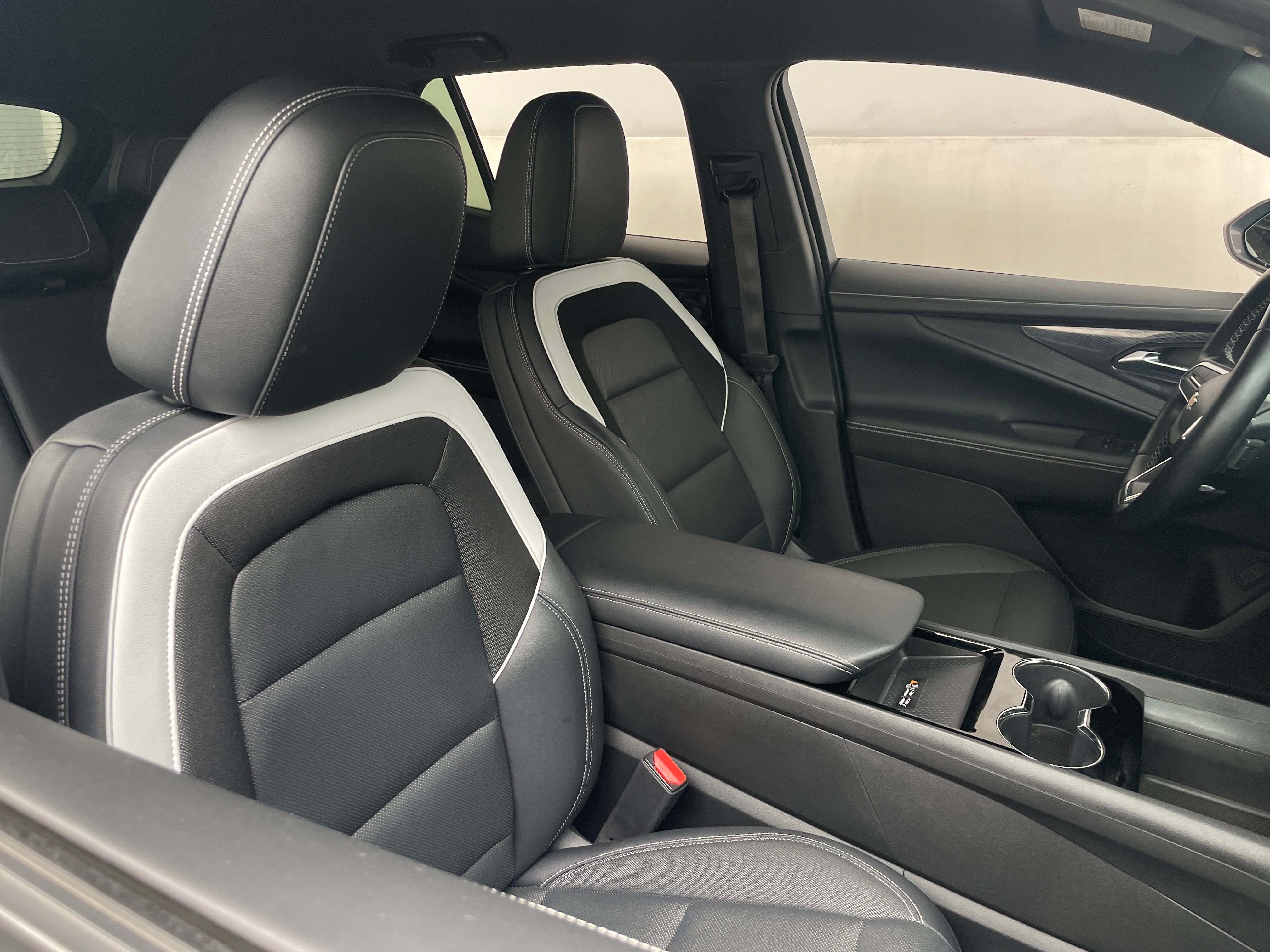 Used 2024 Chevrolet Blazer EV LT with VIN 3GNKDBRJ7RS216994 for sale in Auburn, WA