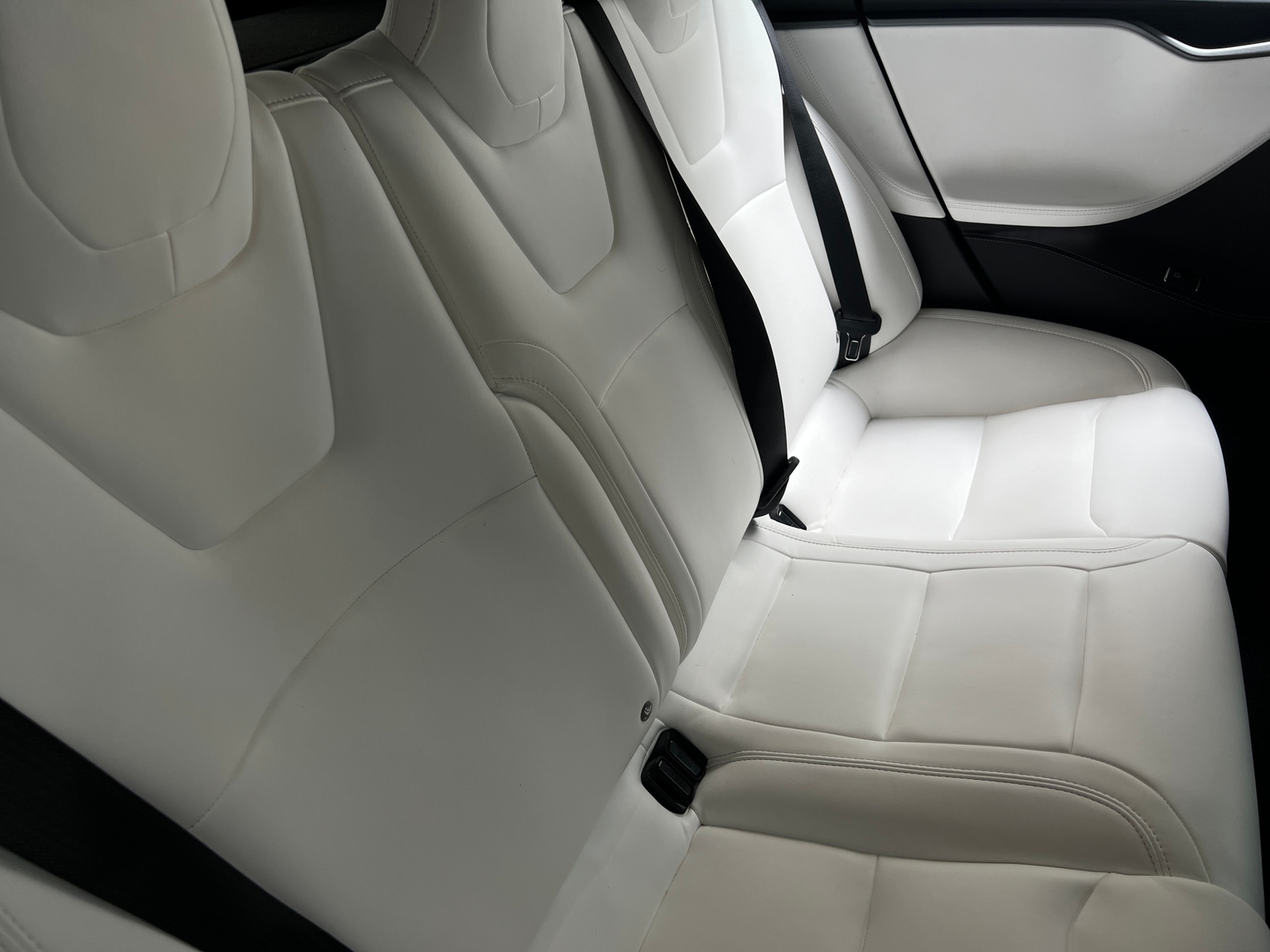 Thumbnail: 2019 Tesla Model S - 5