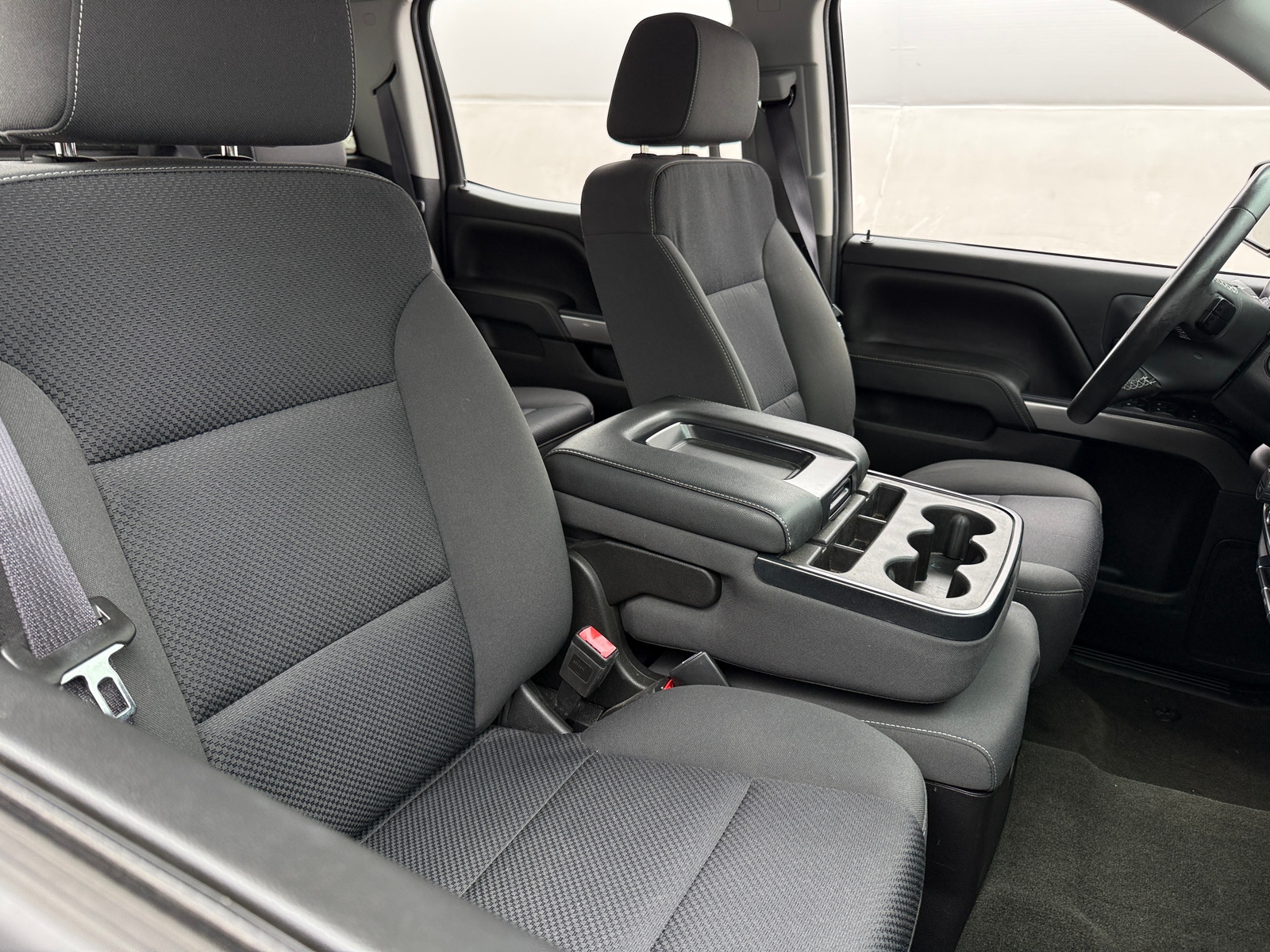 Thumbnail: 2016 Chevrolet Silverado 1500 - 2