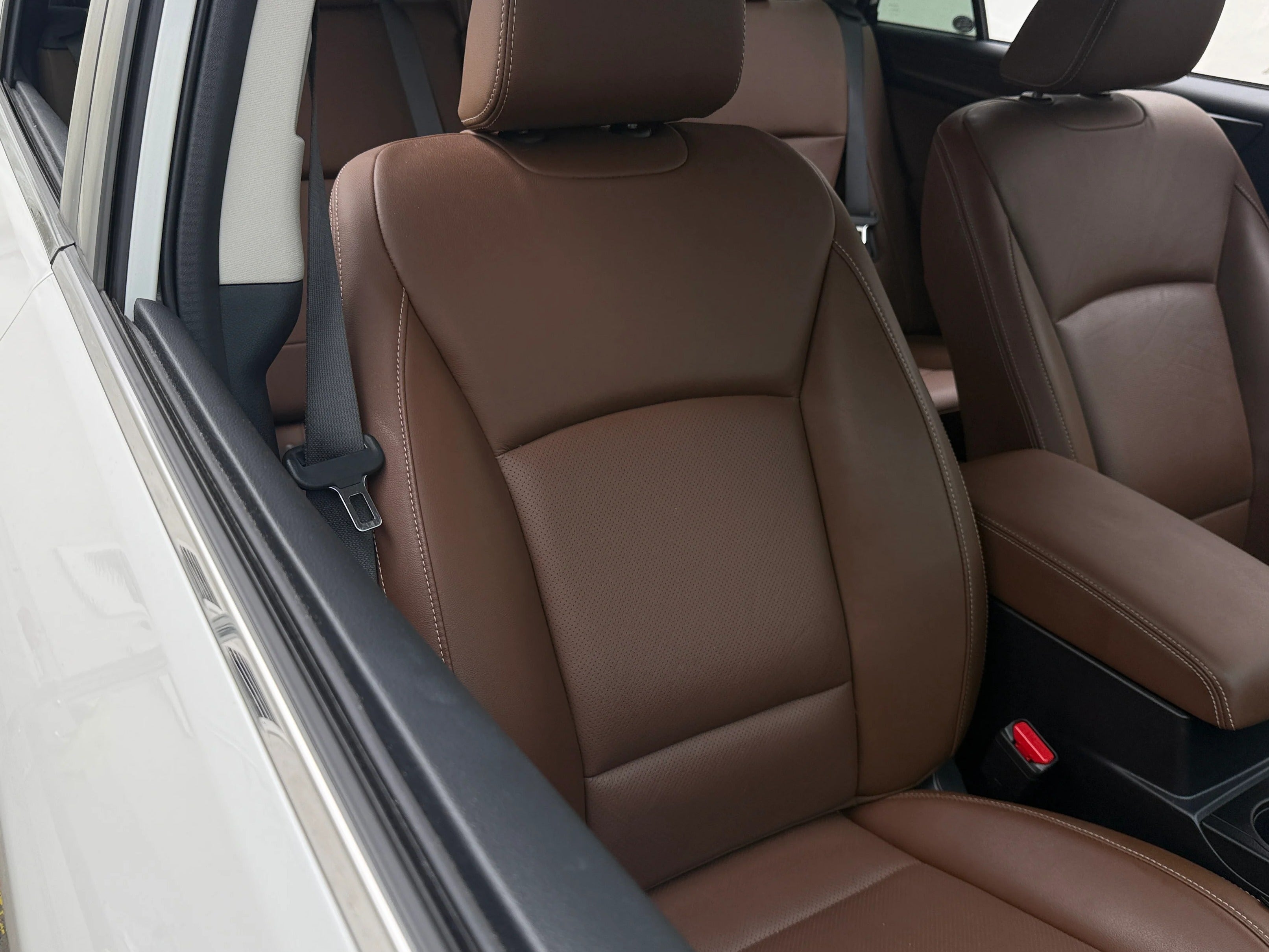2017 Subaru Outback Touring - Photo 2