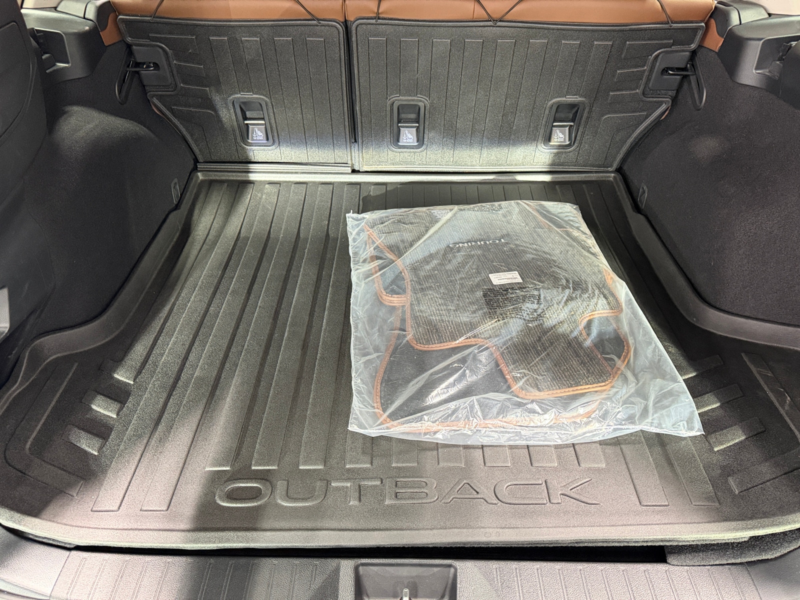 Thumbnail: 2017 Subaru Outback - 6