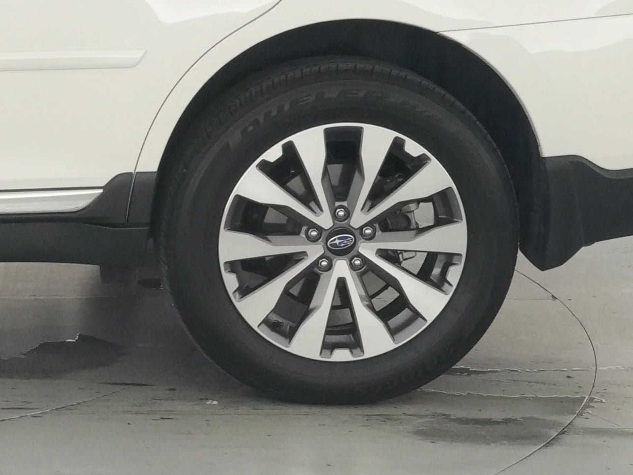 2017 Subaru Outback Touring - Photo 25