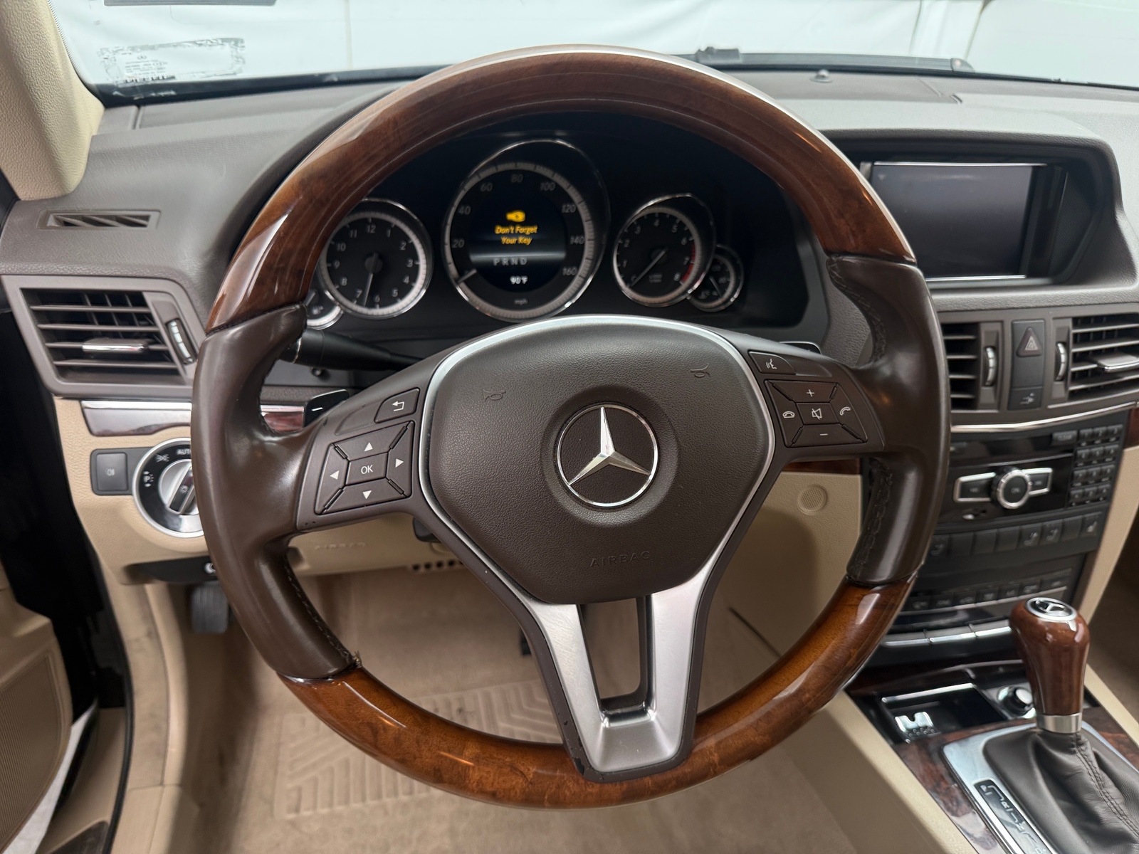 Thumbnail: 2013 Mercedes-Benz E-Class - 4