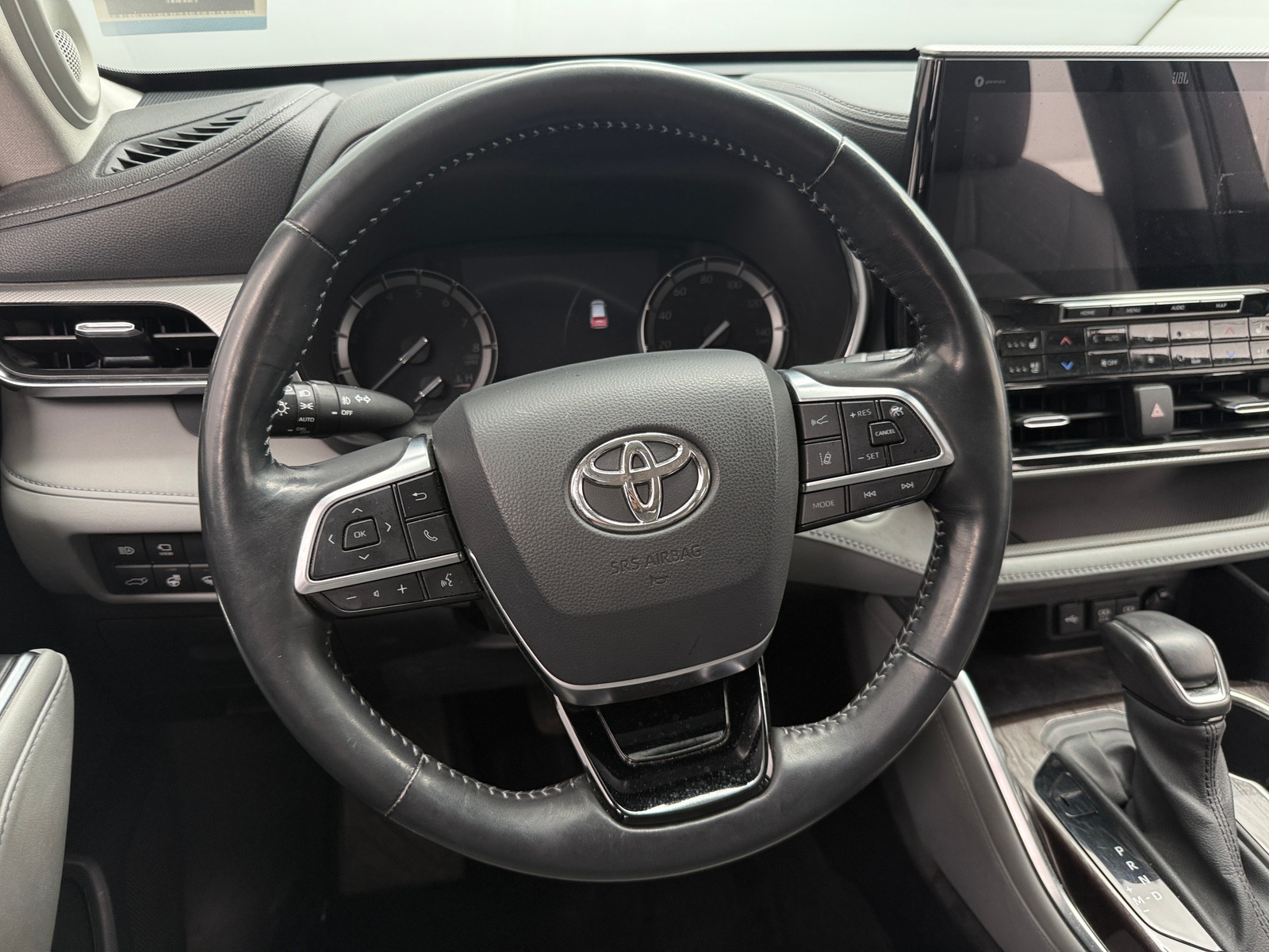 Thumbnail: 2021 Toyota Highlander - 4