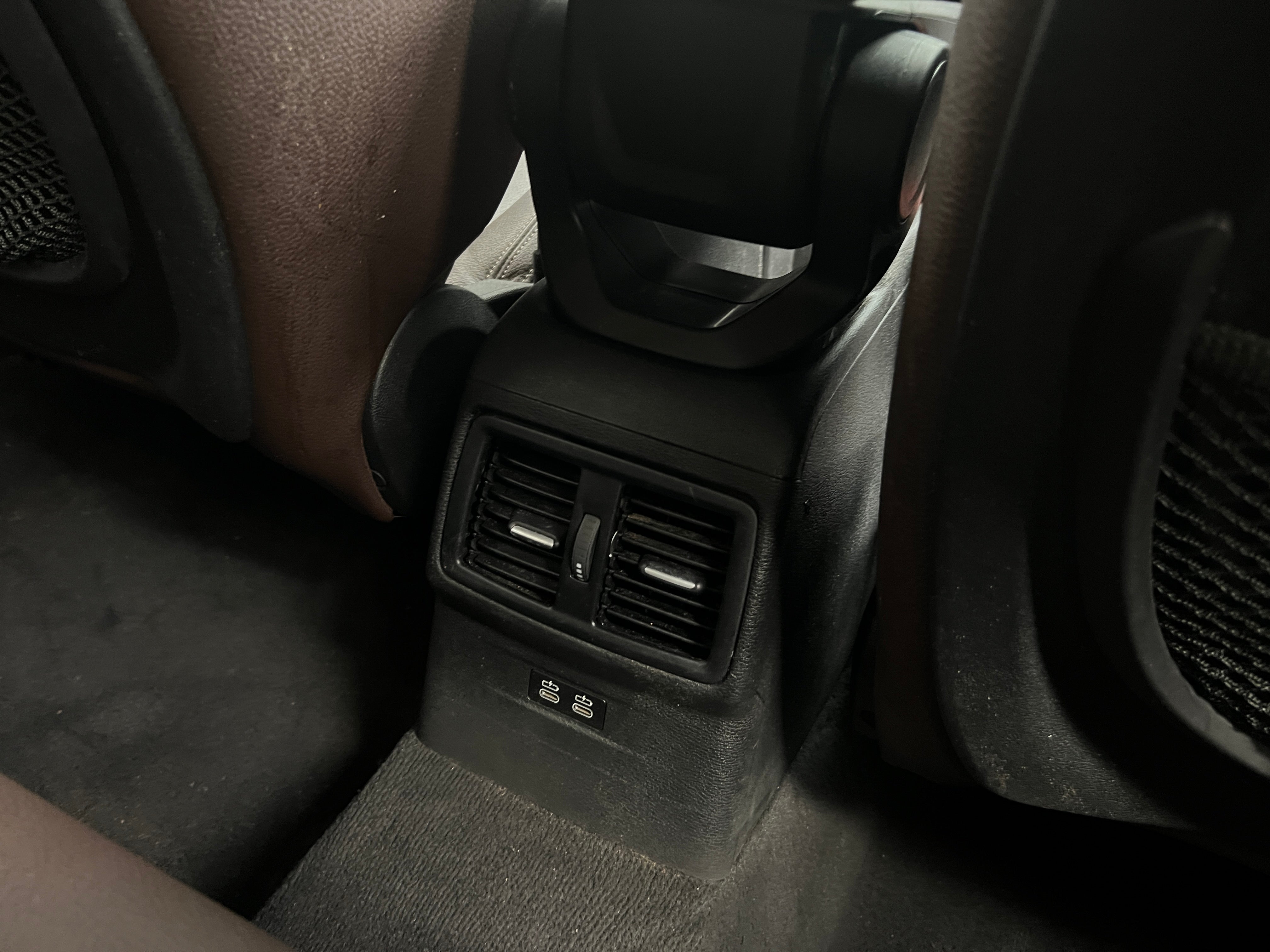 2019 BMW X1 28i