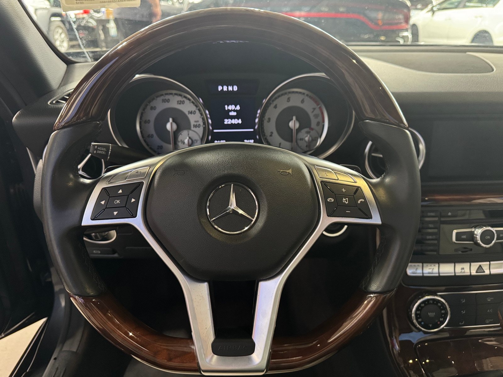 Thumbnail: 2012 Mercedes-Benz SLK - 4