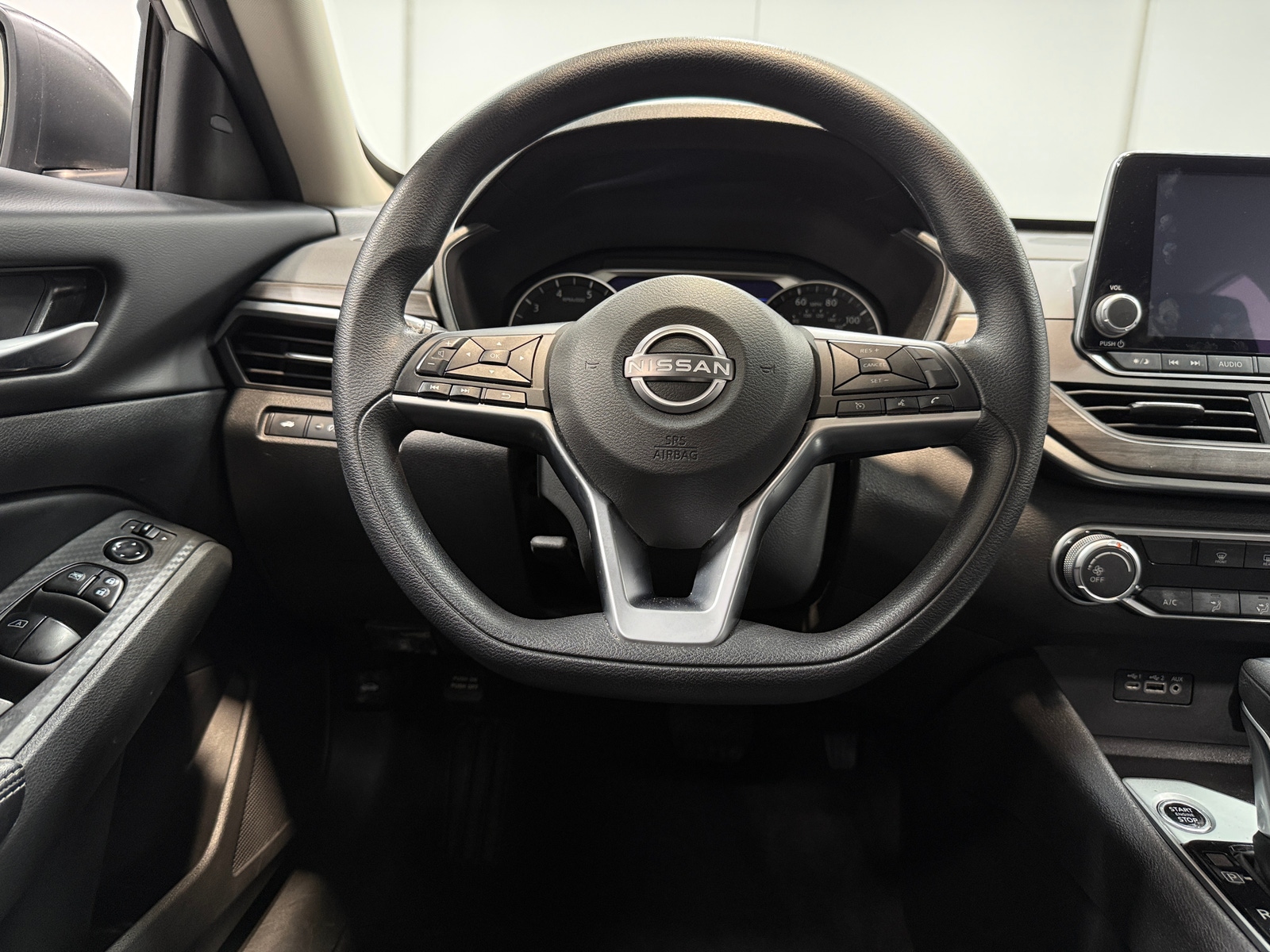 Thumbnail: 2025 Nissan Altima - 5