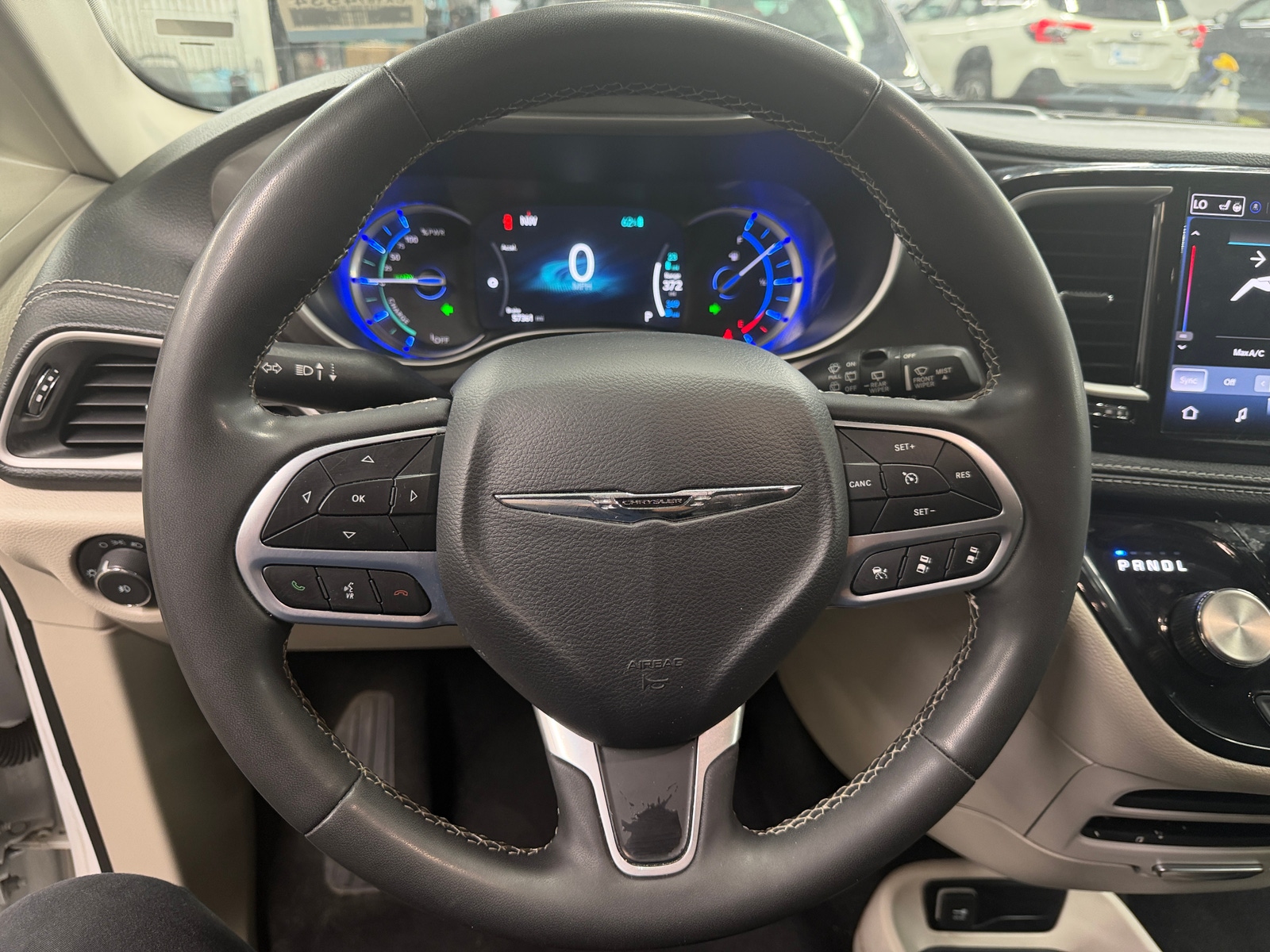 Thumbnail: 2024 Chrysler Pacifica - 4