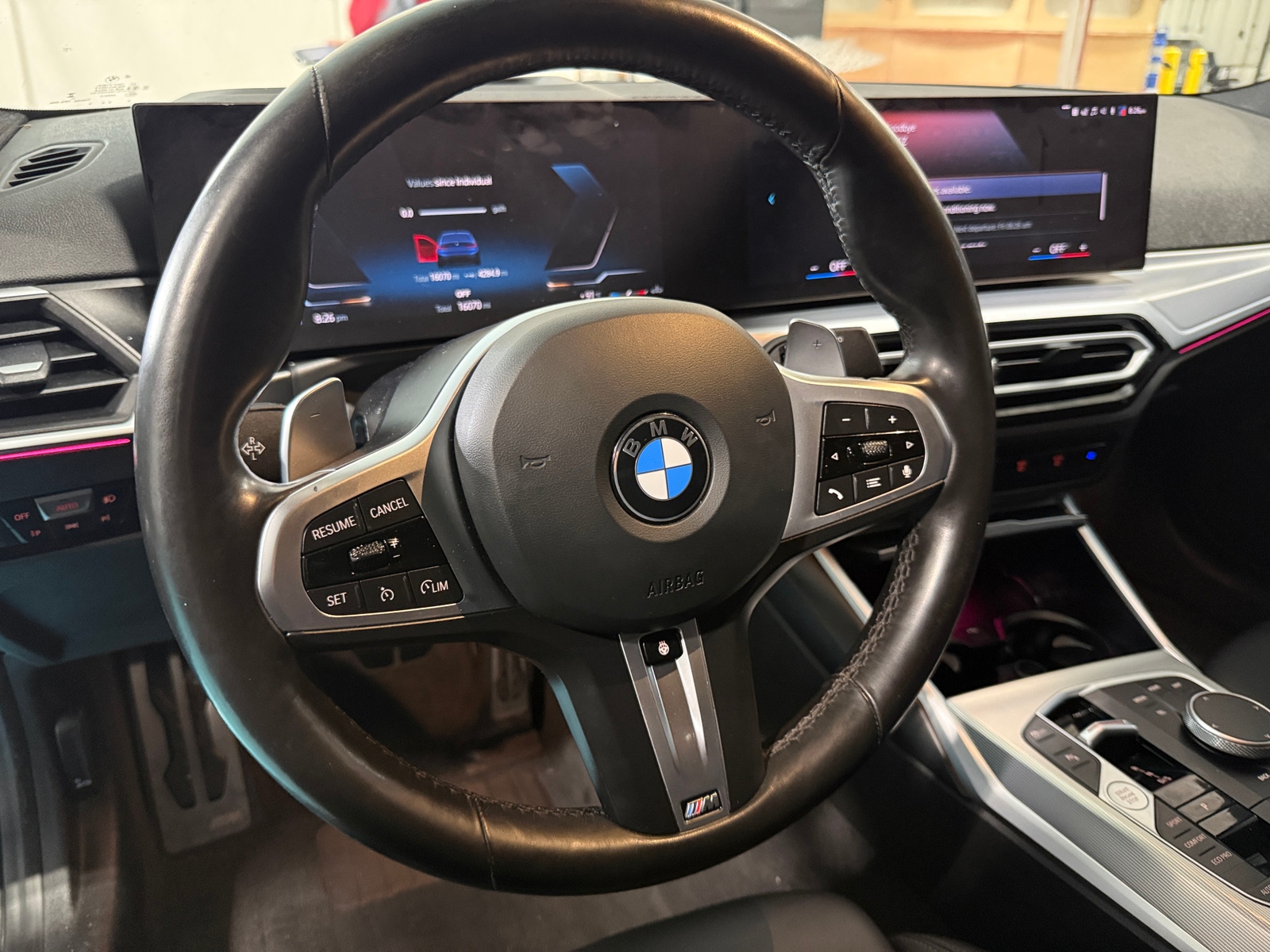 Thumbnail: 2024 BMW 3 Series - 4