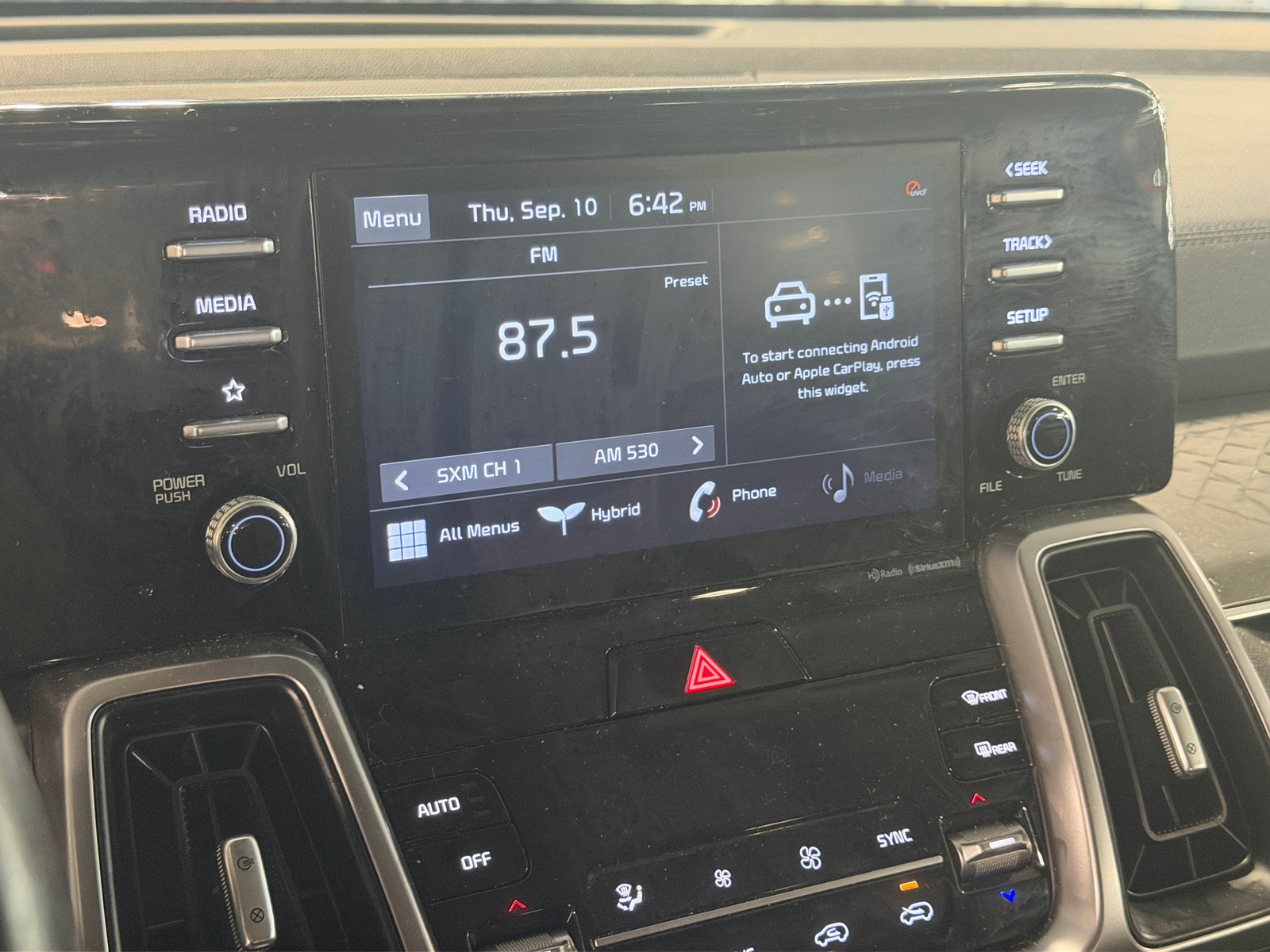 Thumbnail: 2021 Kia Sorento - 3